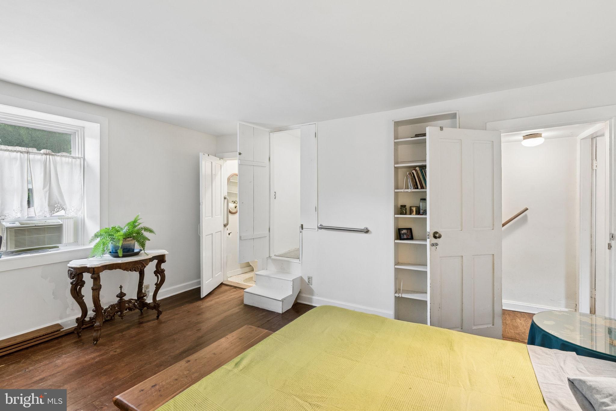 STONE HILL - Residential