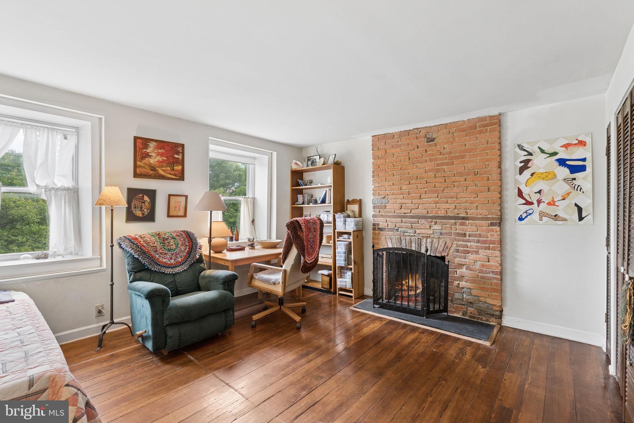 STONE HILL - Residential