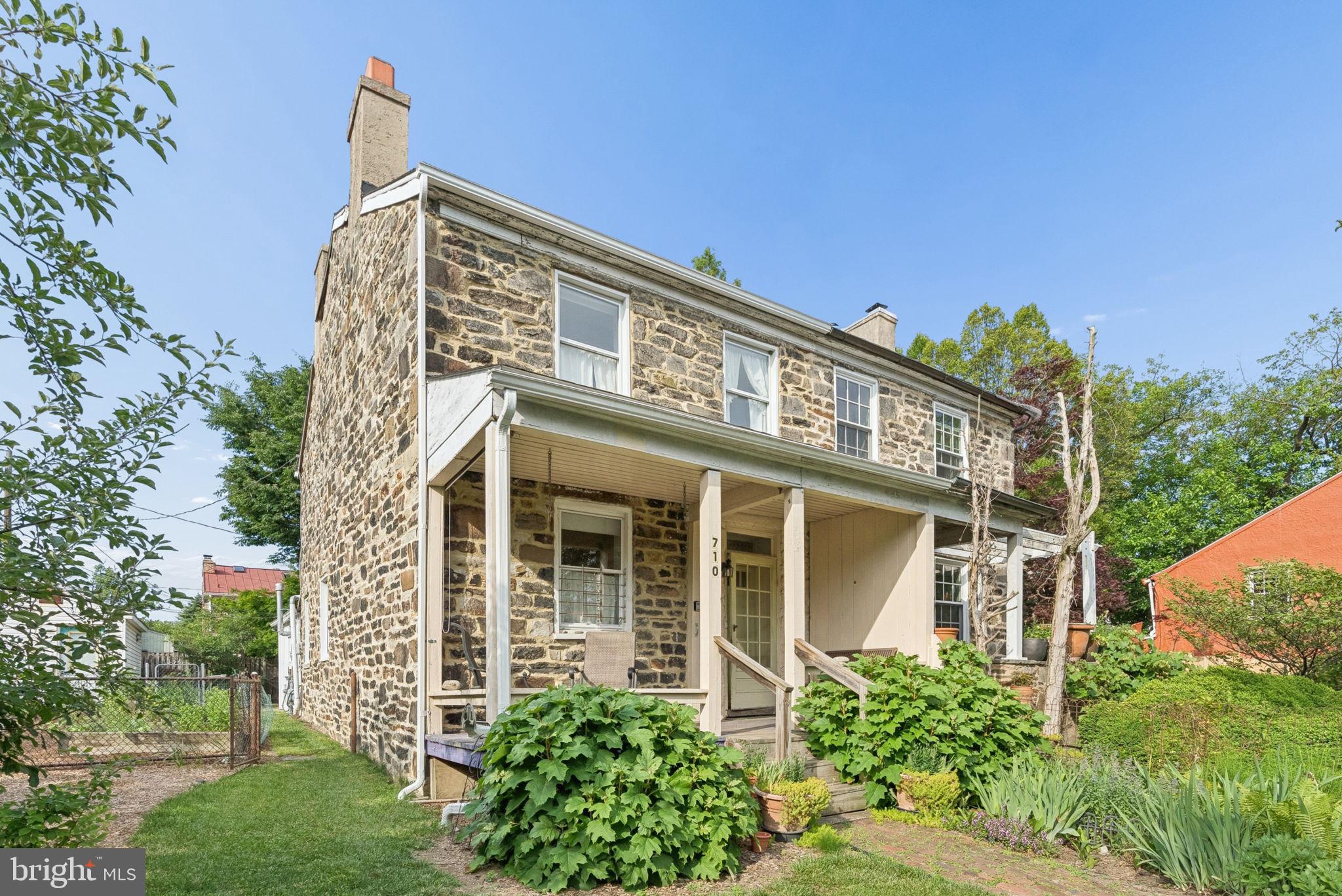 STONE HILL - Residential