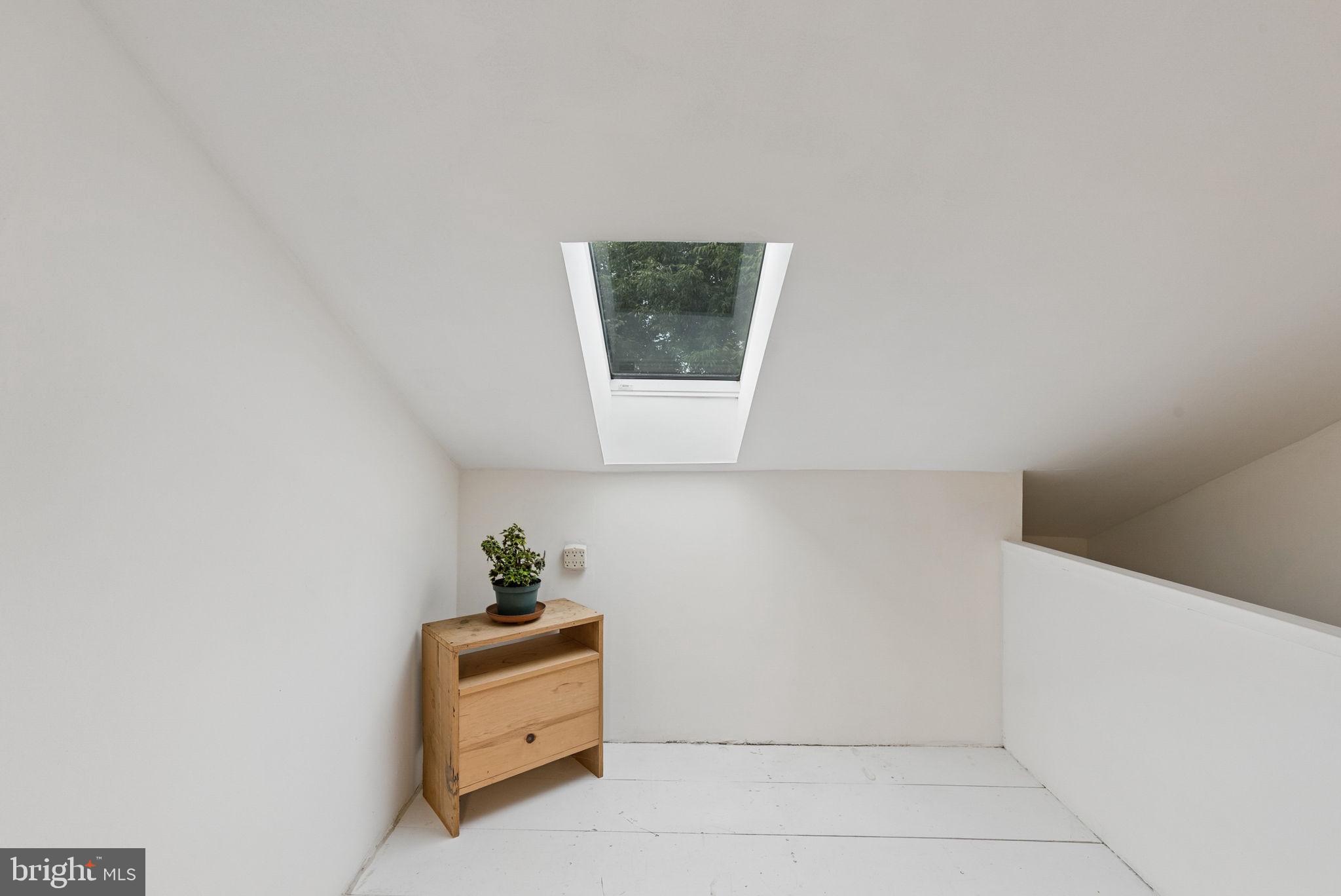 STONE HILL - Residential
