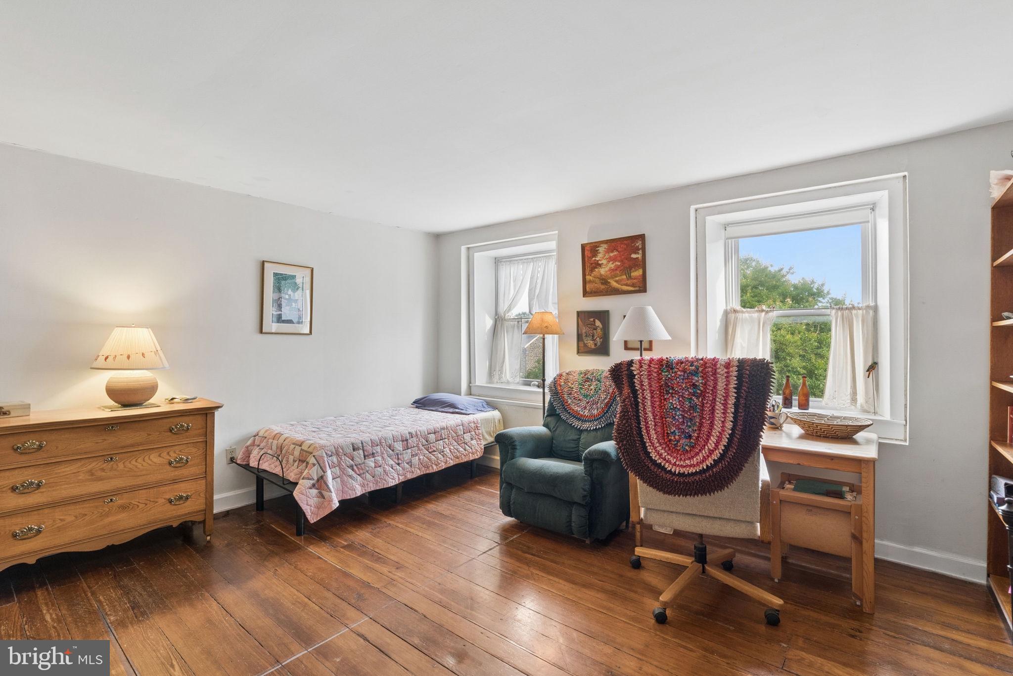 STONE HILL - Residential
