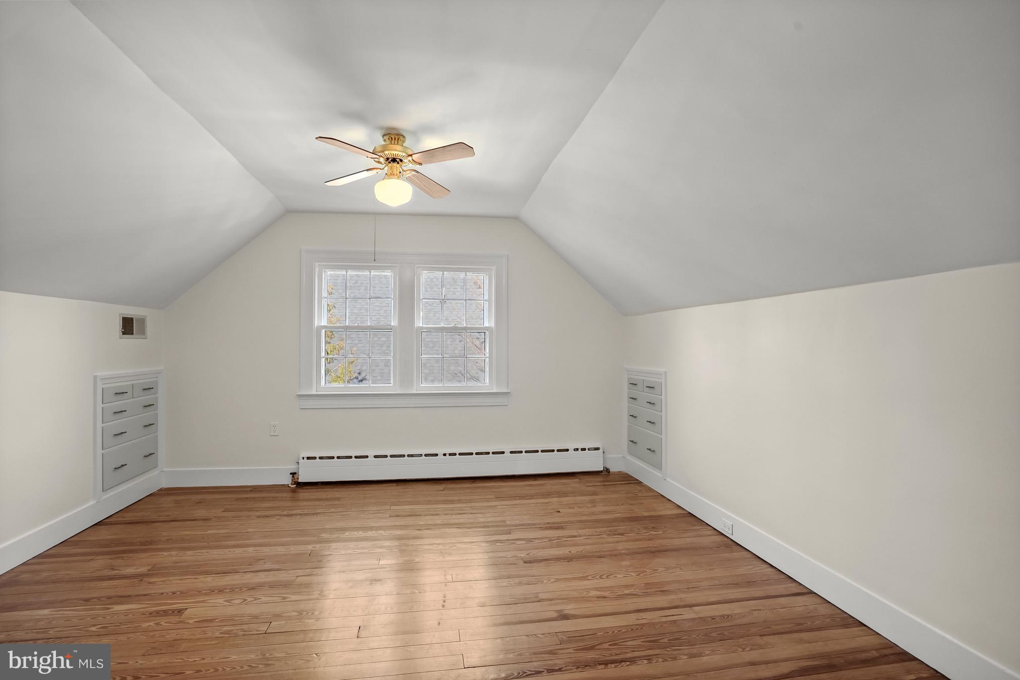 CHEVY CHASE - Residential