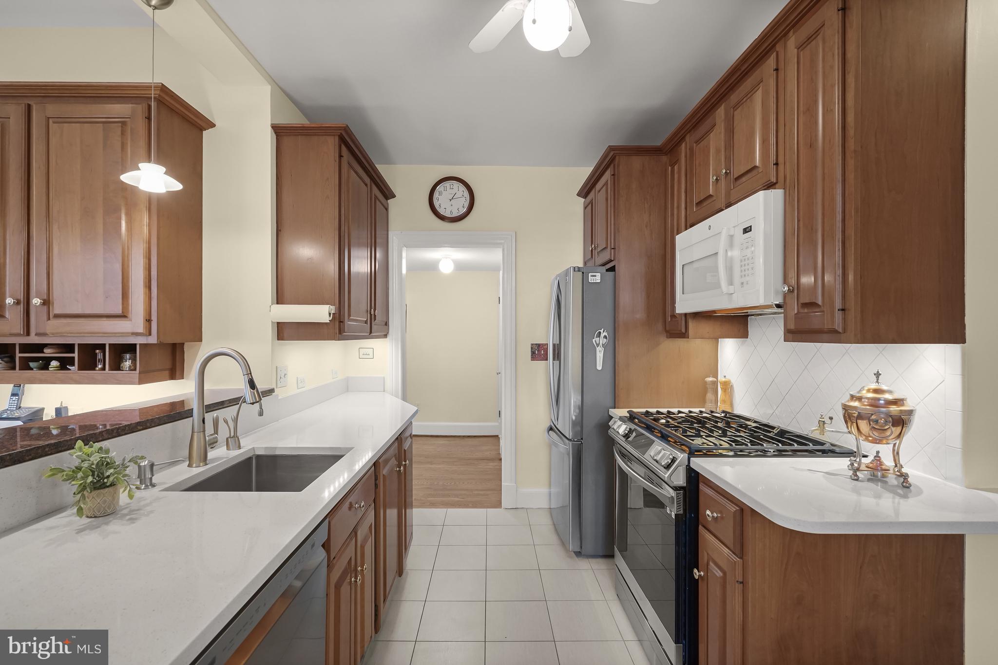 CHEVY CHASE - Residential