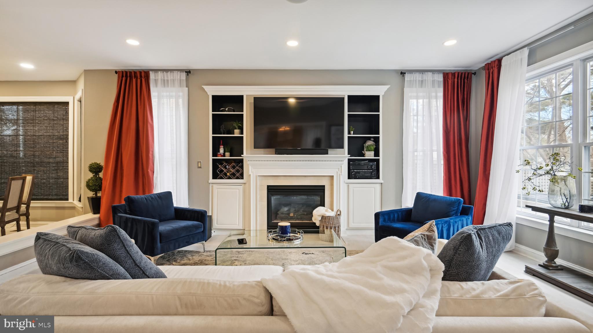 BEVERLY MANOR - Residential