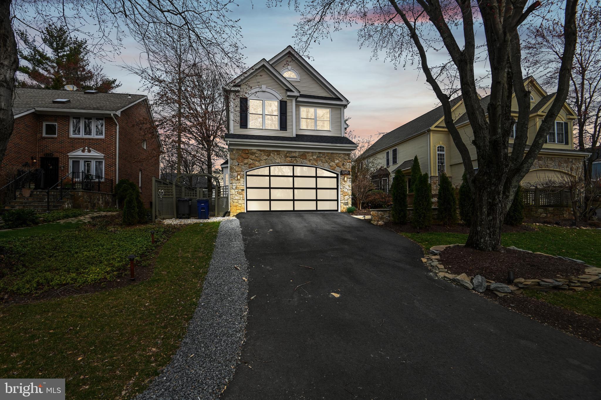 BEVERLY MANOR - Residential