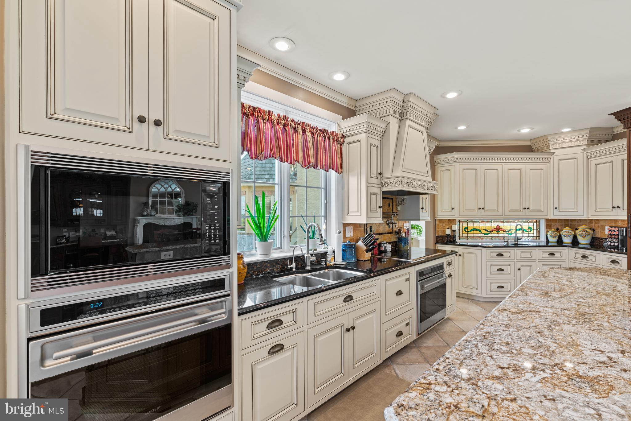 LAUXMONT FARMS - Residential