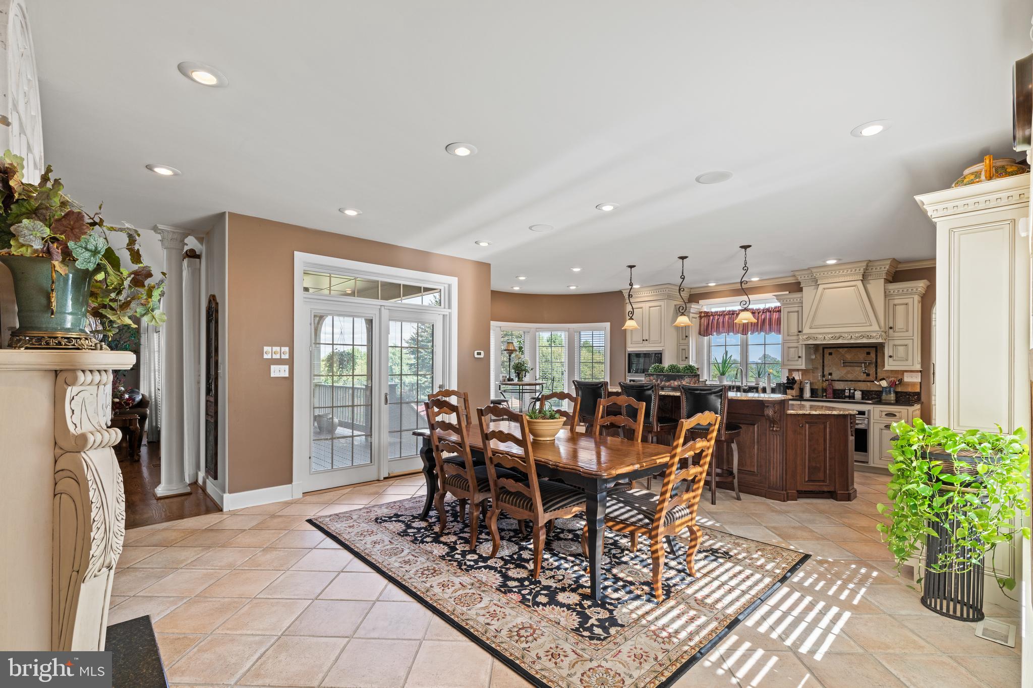 LAUXMONT FARMS - Residential