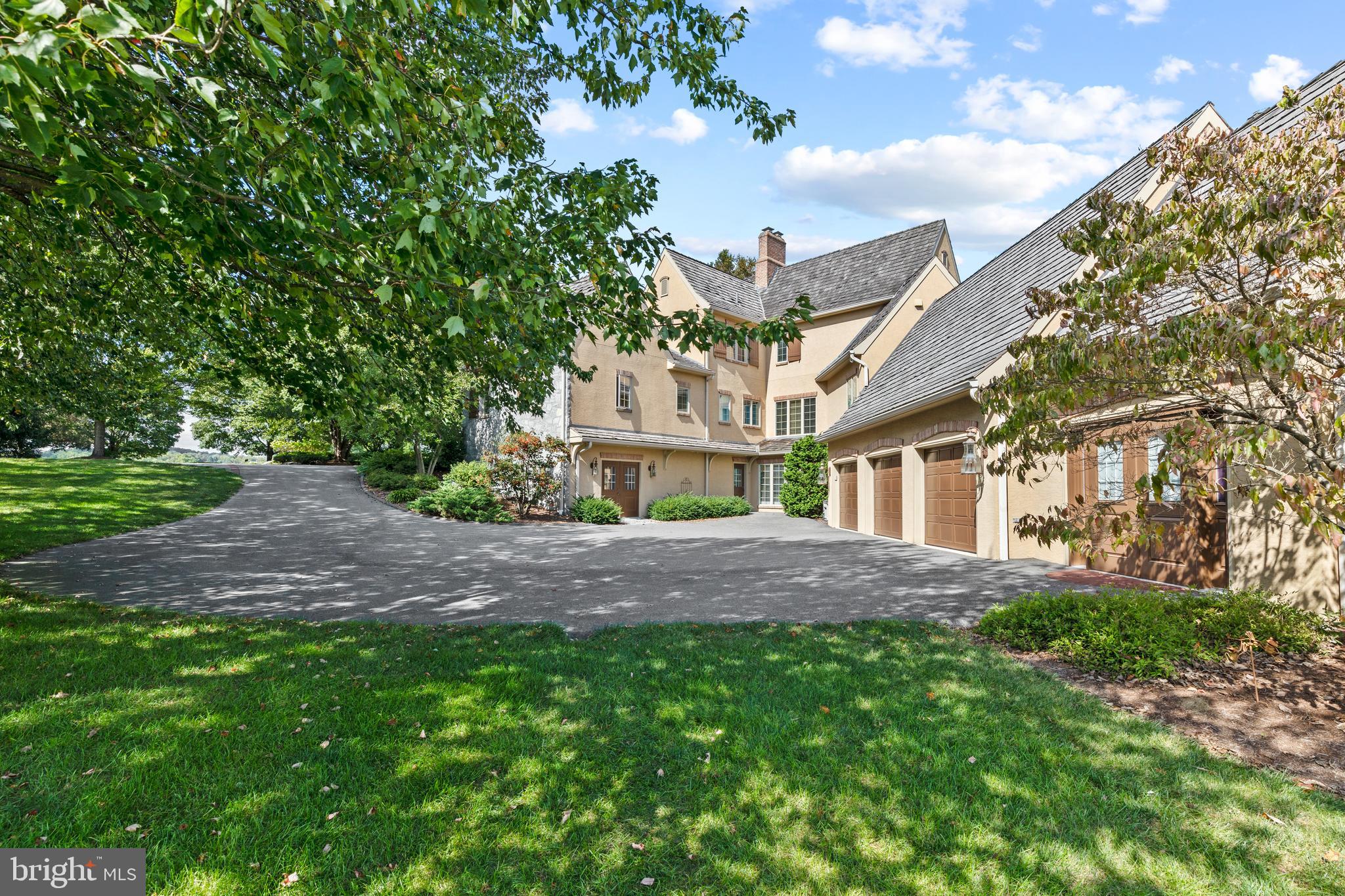 LAUXMONT FARMS - Residential