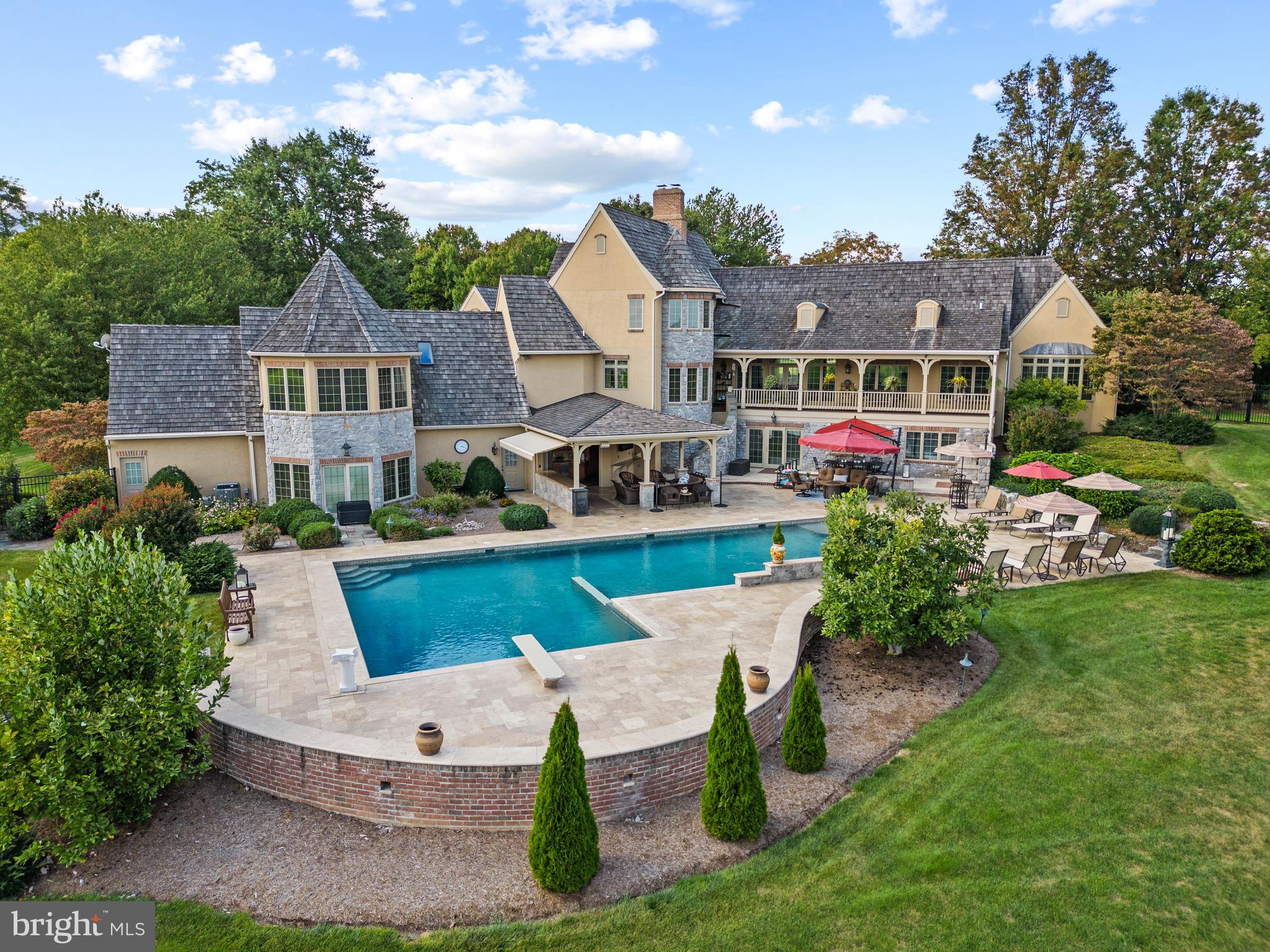LAUXMONT FARMS - Residential