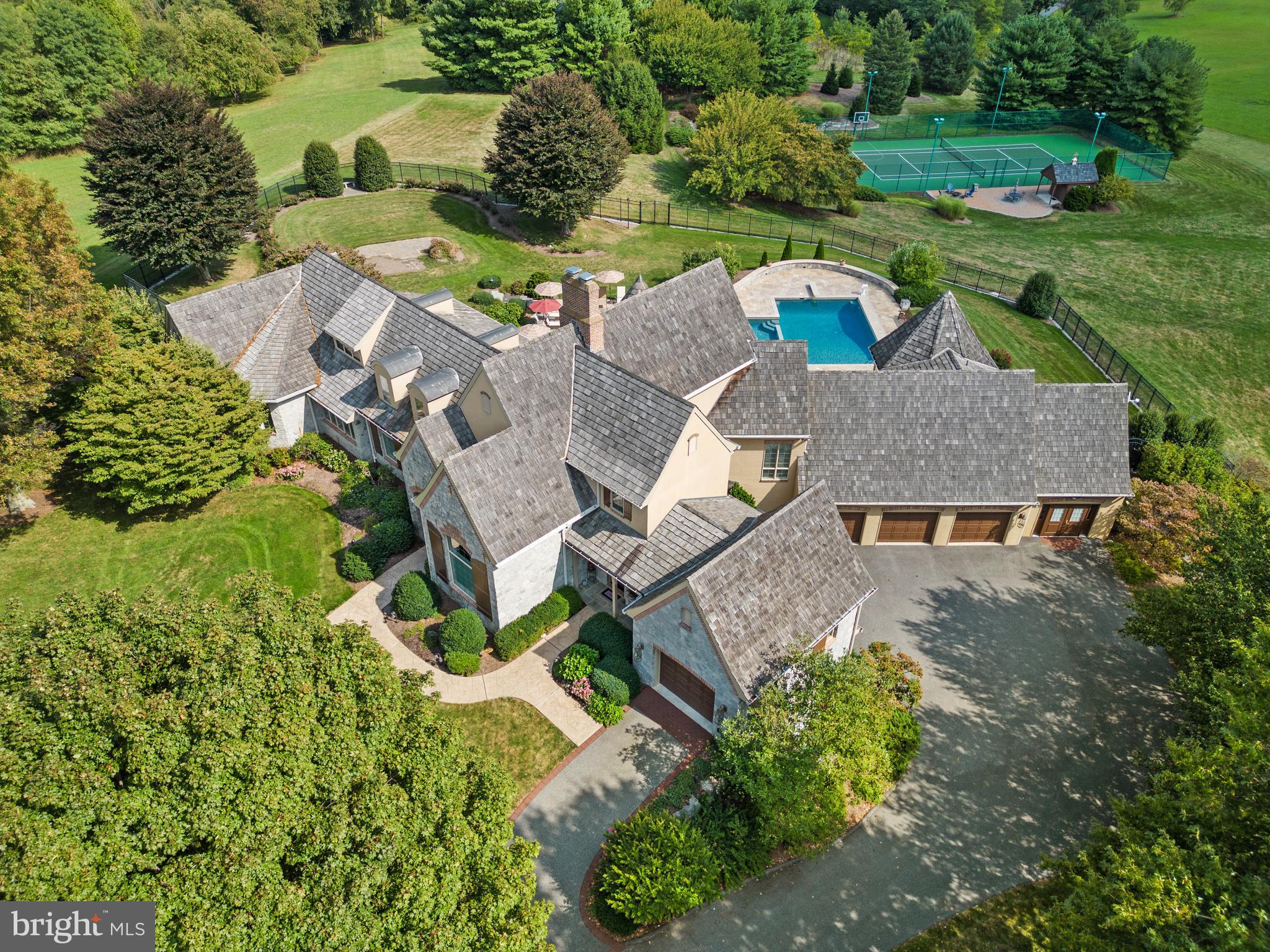 LAUXMONT FARMS - Residential