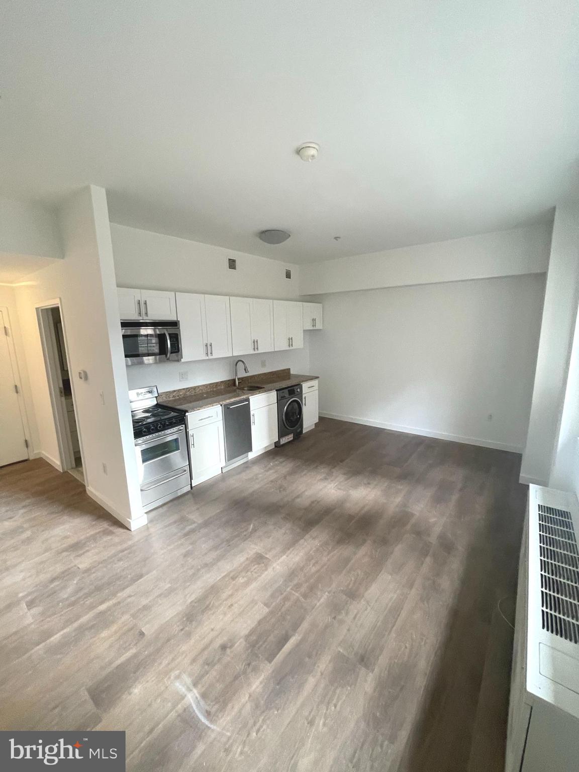RITTENHOUSE SQUARE - Residential Lease