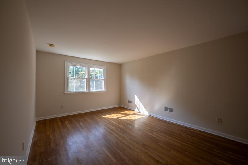 FAIRFIELD CREST - Residential