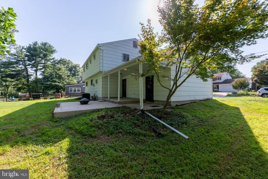 FAIRFIELD CREST - Residential