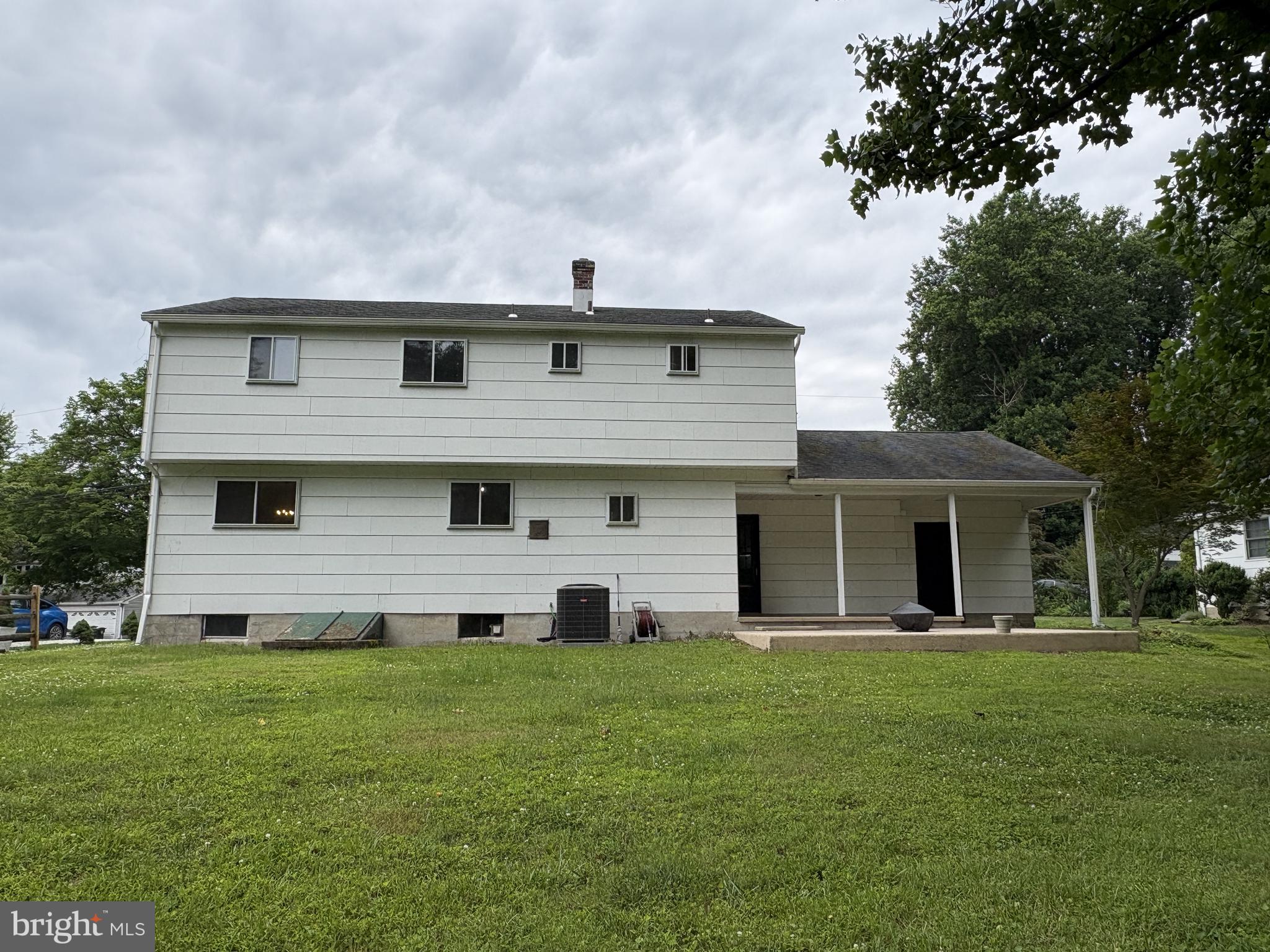 FAIRFIELD CREST - Residential