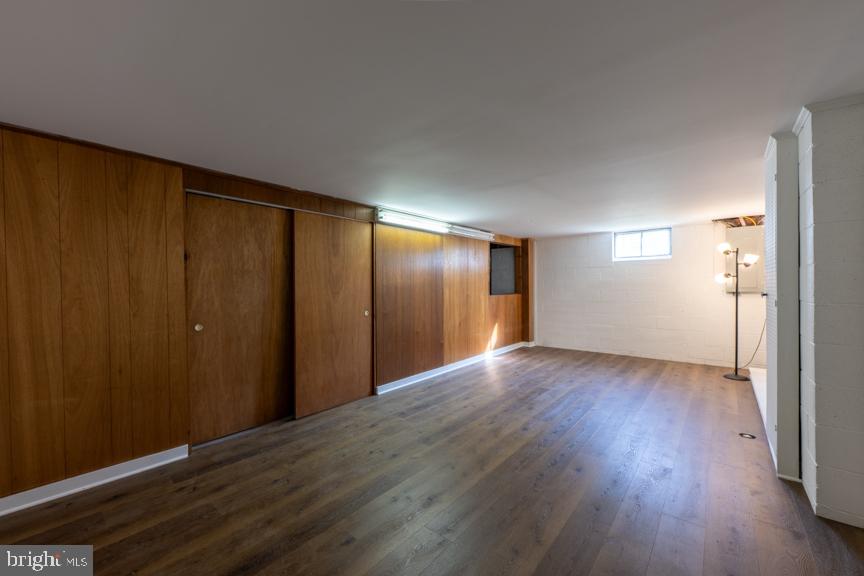 FAIRFIELD CREST - Residential