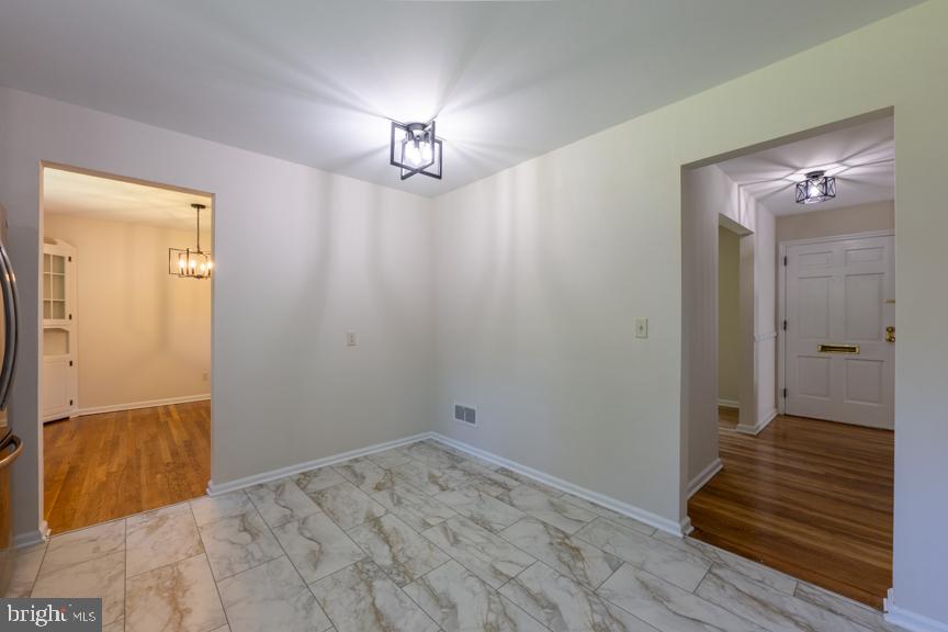 FAIRFIELD CREST - Residential