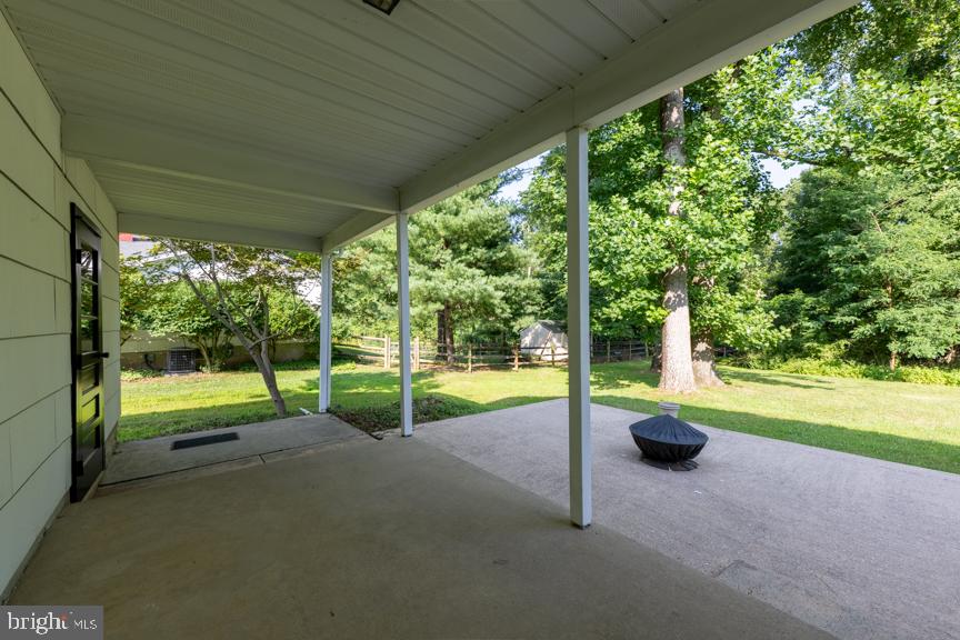 FAIRFIELD CREST - Residential