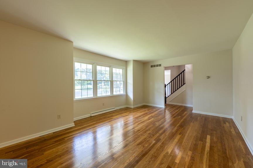 FAIRFIELD CREST - Residential