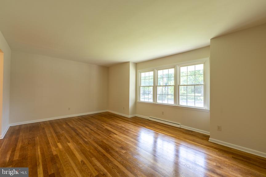 FAIRFIELD CREST - Residential