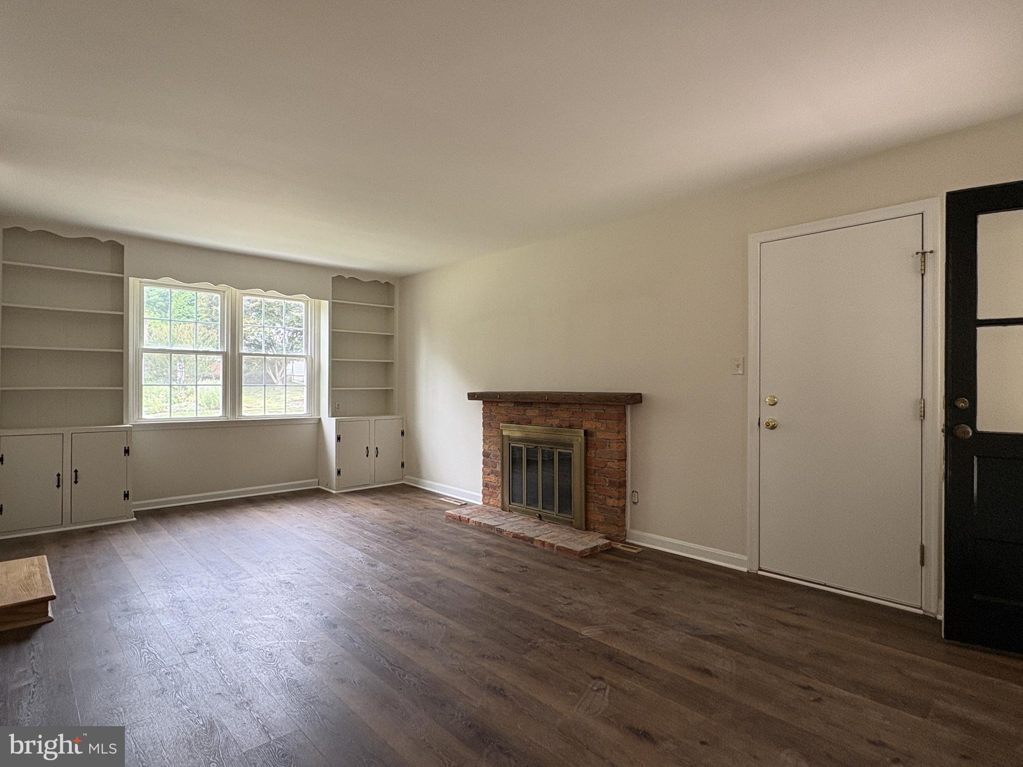FAIRFIELD CREST - Residential