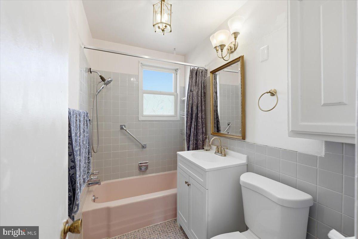 GLENDALE - Residential
