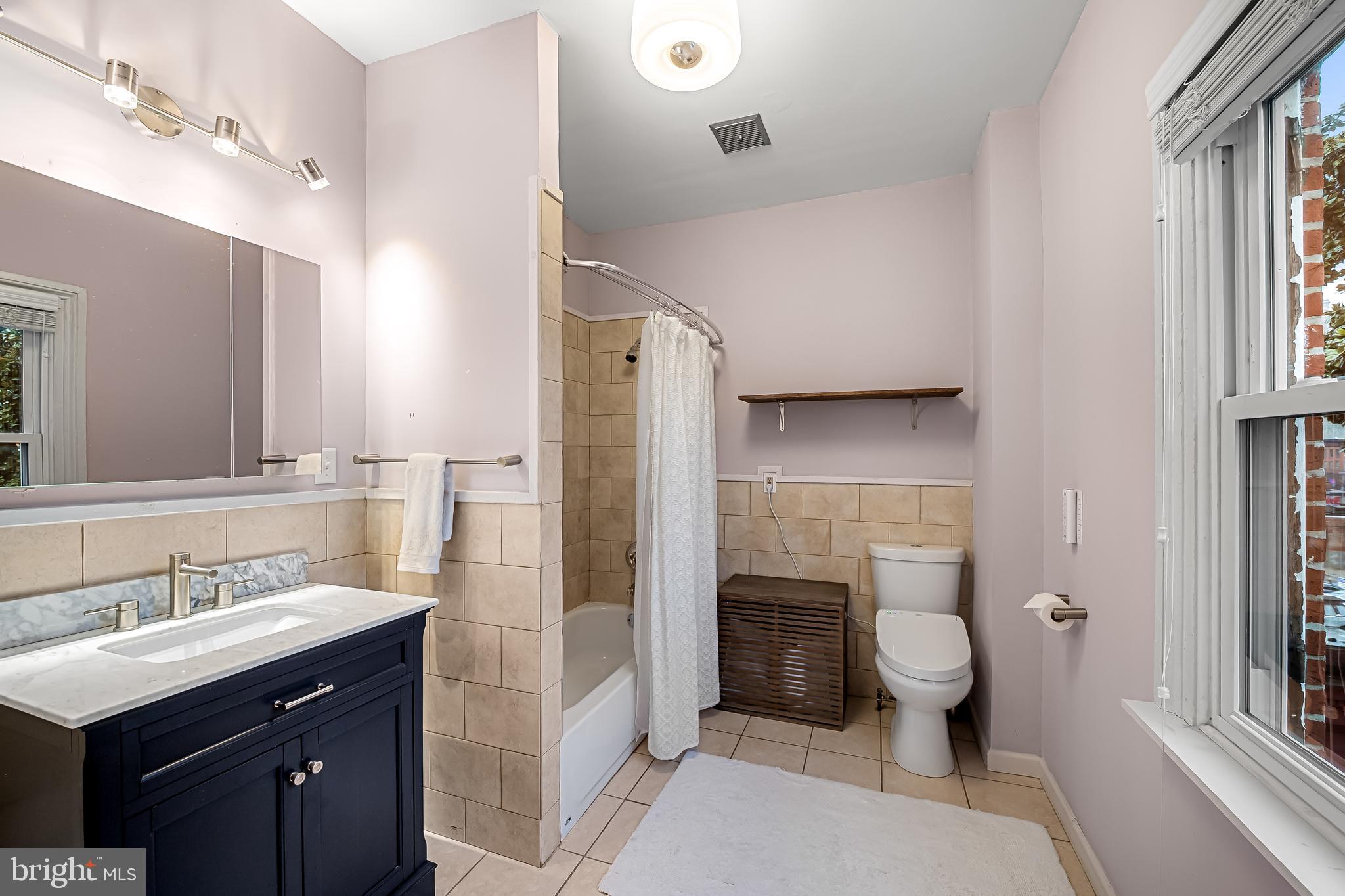 MOUNT VERNON PLACE HISTORIC DISTRICT - Commercial Sale