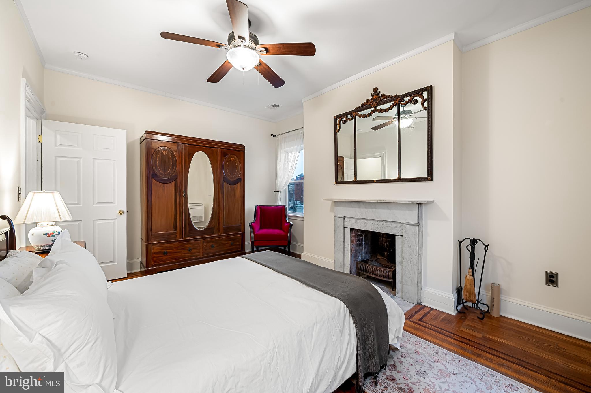 MOUNT VERNON PLACE HISTORIC DISTRICT - Commercial Sale