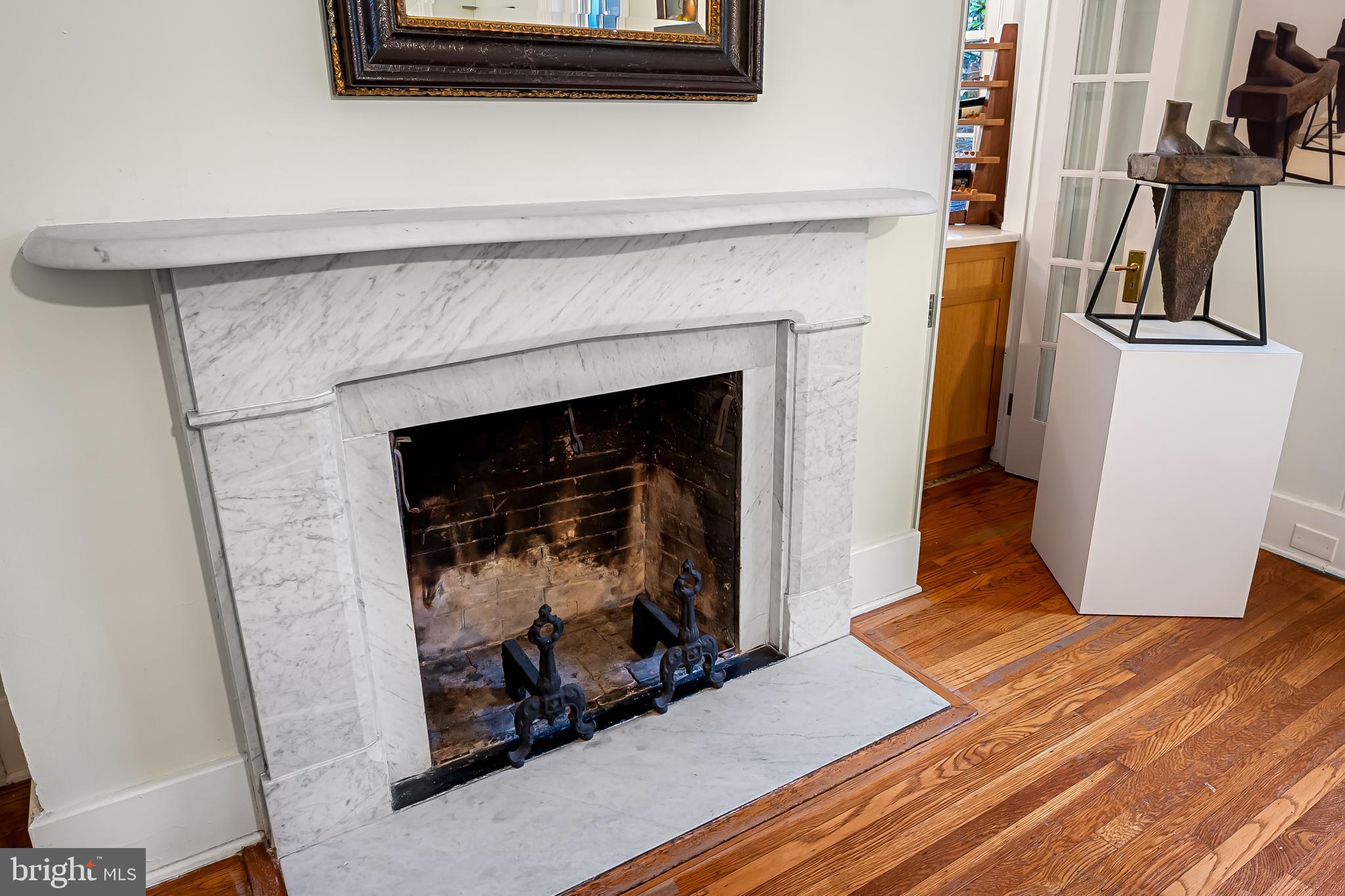 MOUNT VERNON PLACE HISTORIC DISTRICT - Commercial Sale