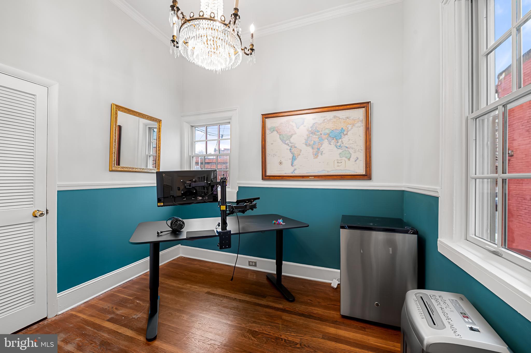 MOUNT VERNON PLACE HISTORIC DISTRICT - Commercial Sale