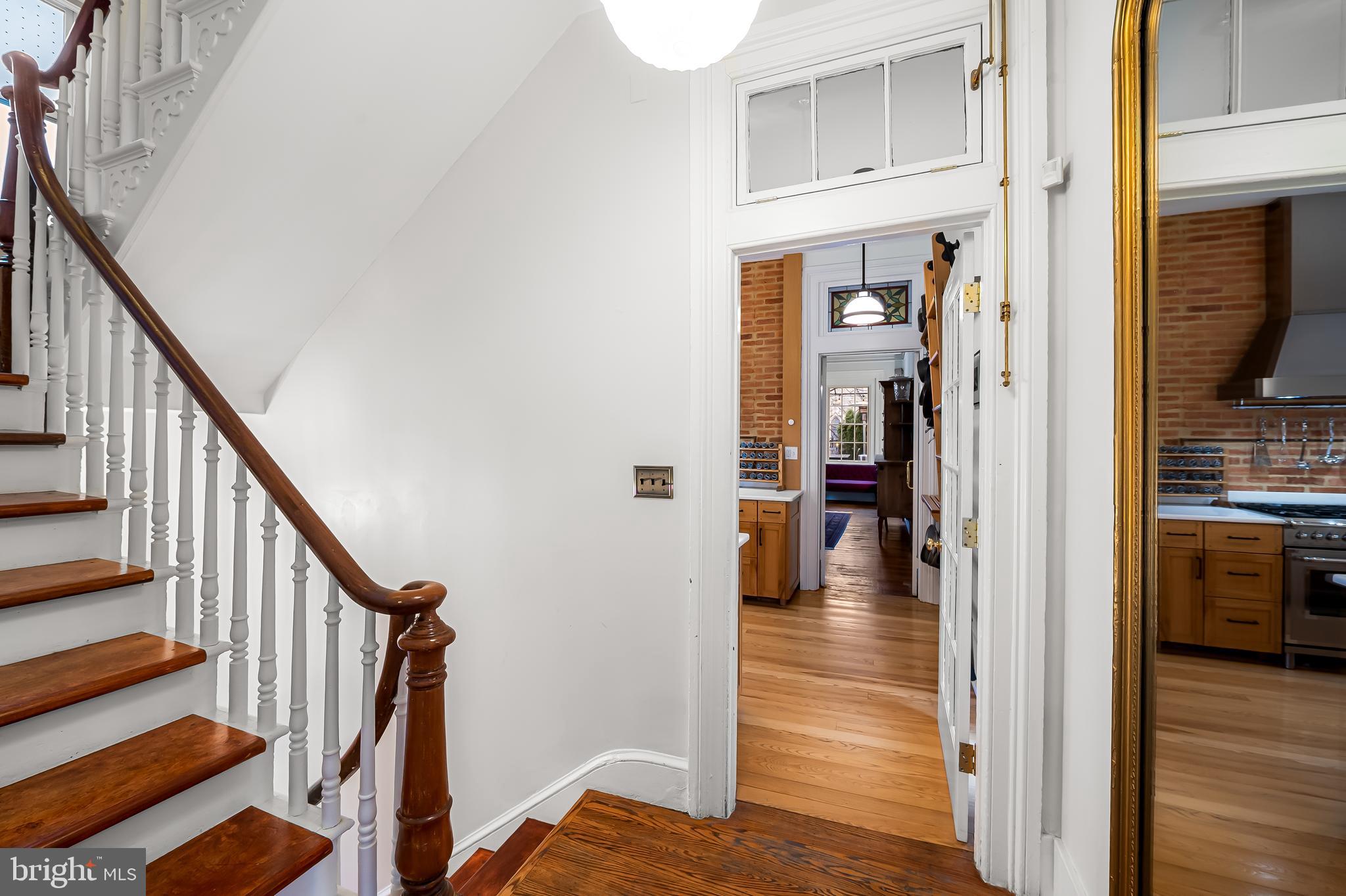 MOUNT VERNON PLACE HISTORIC DISTRICT - Commercial Sale