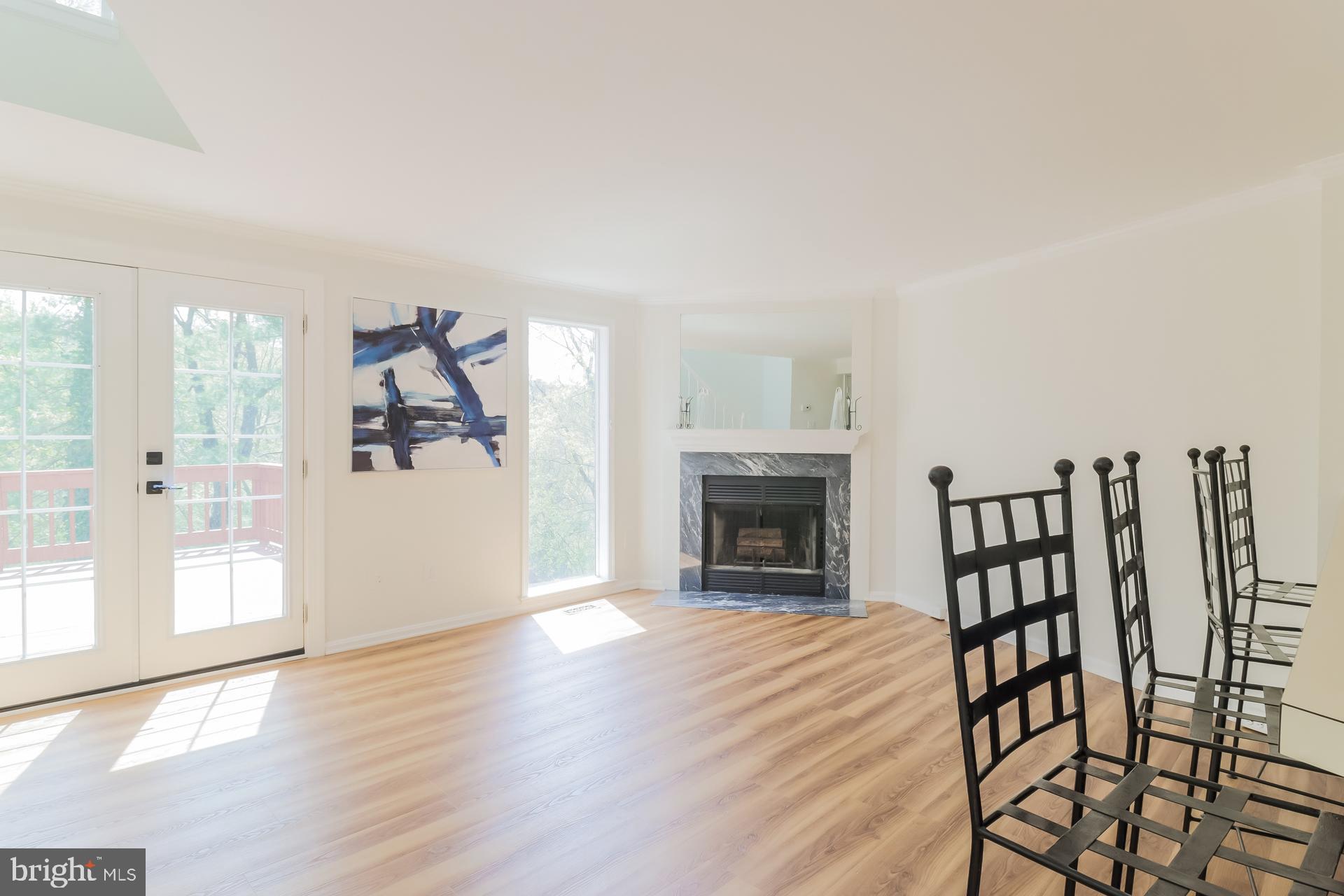 KINGSTOWNE - Residential Lease