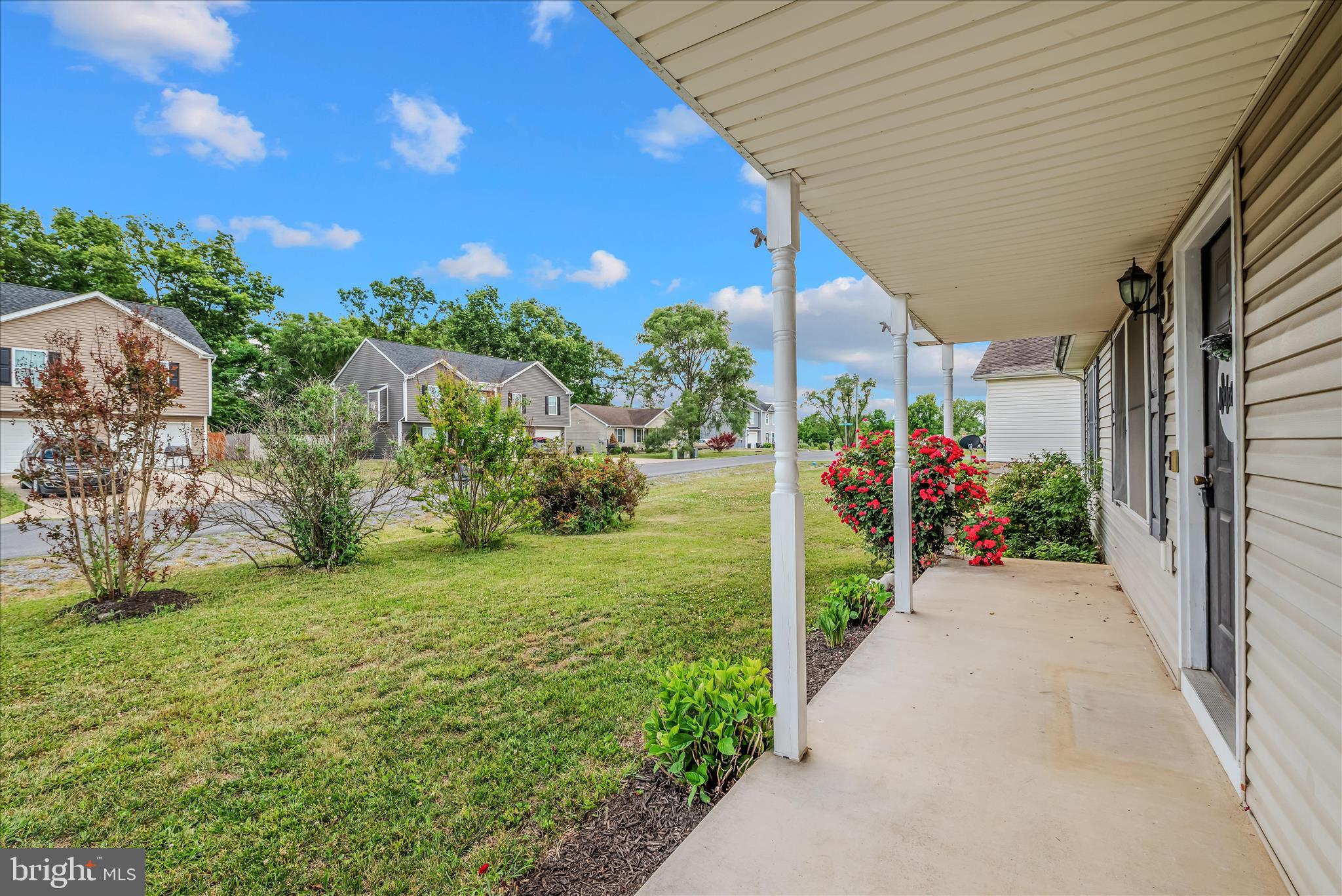 CRESTFIELD - Residential
