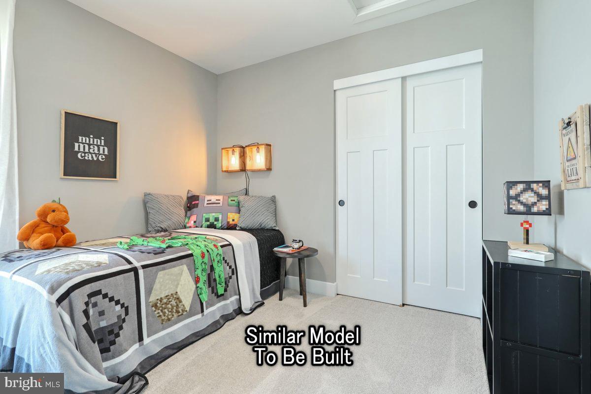 MENSCH ESTATES - Residential