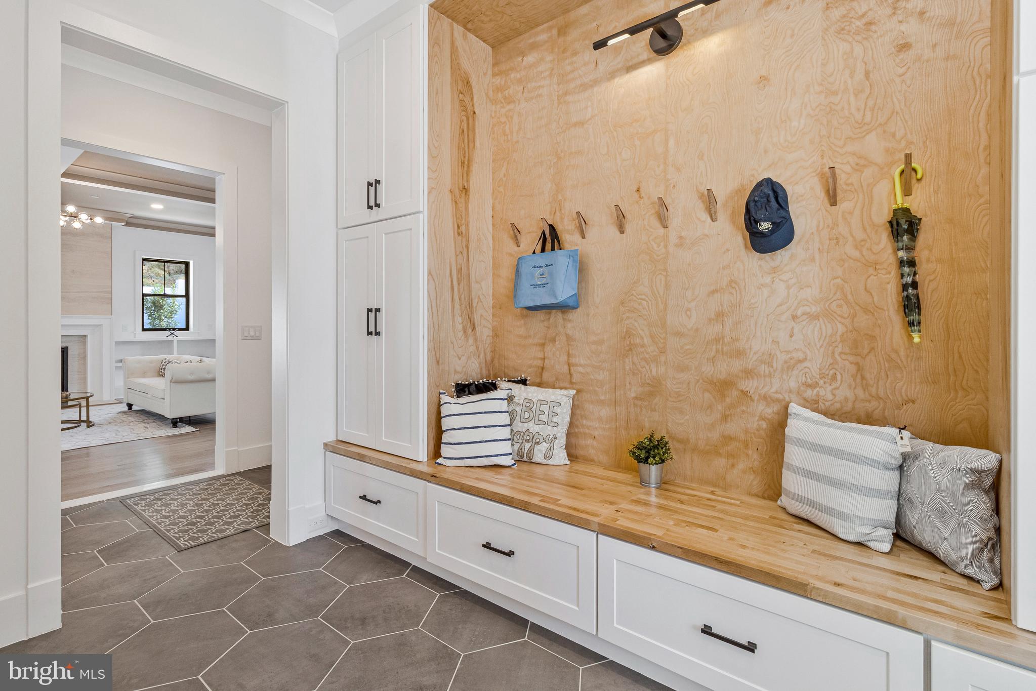 COHASSET - Residential