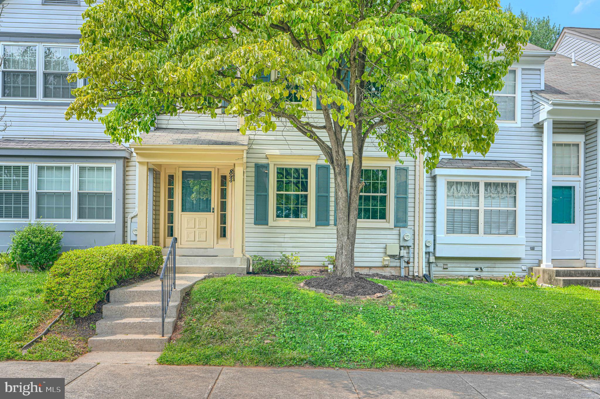 FLOWER HILL - Residential