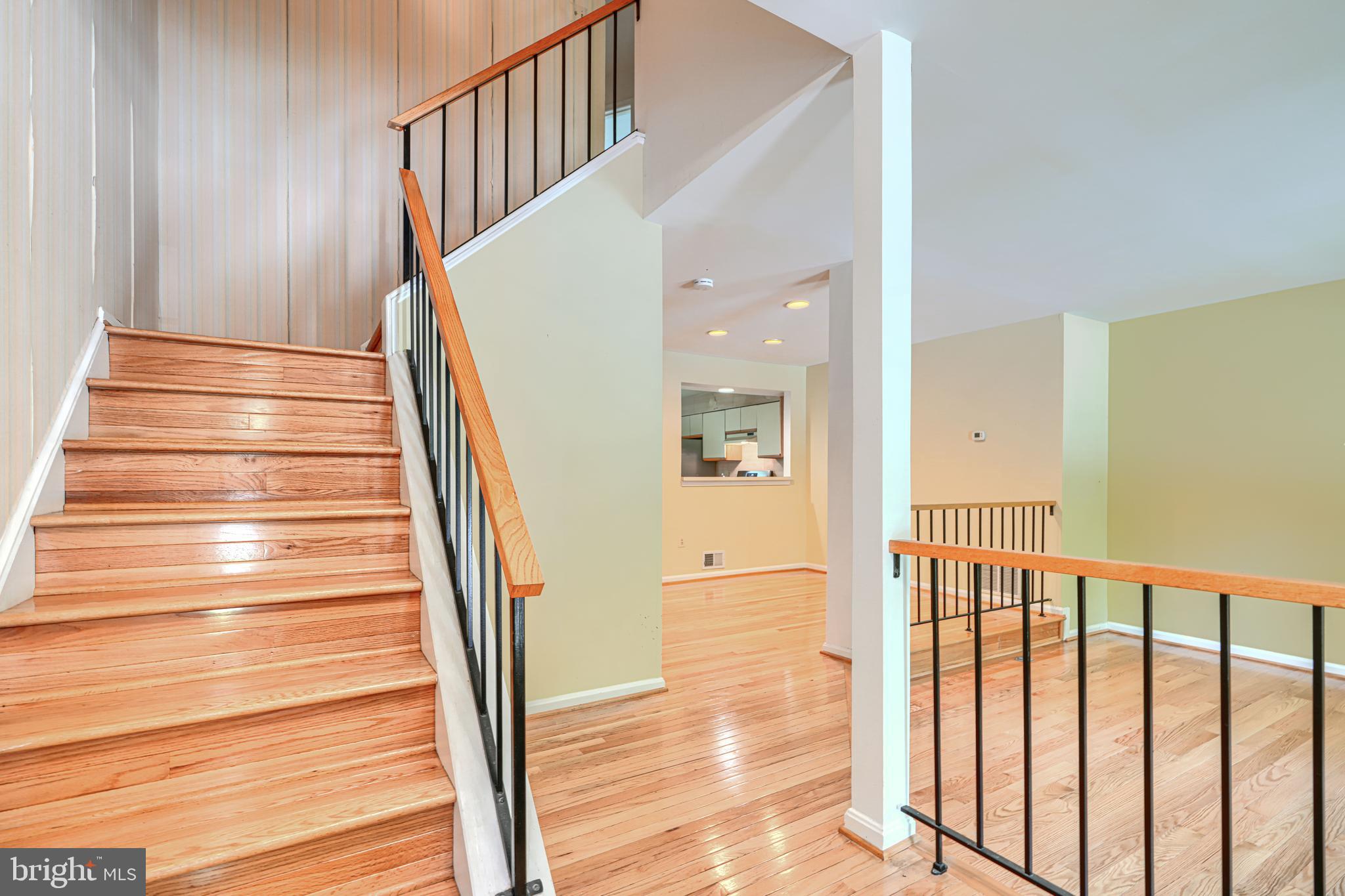 FLOWER HILL - Residential