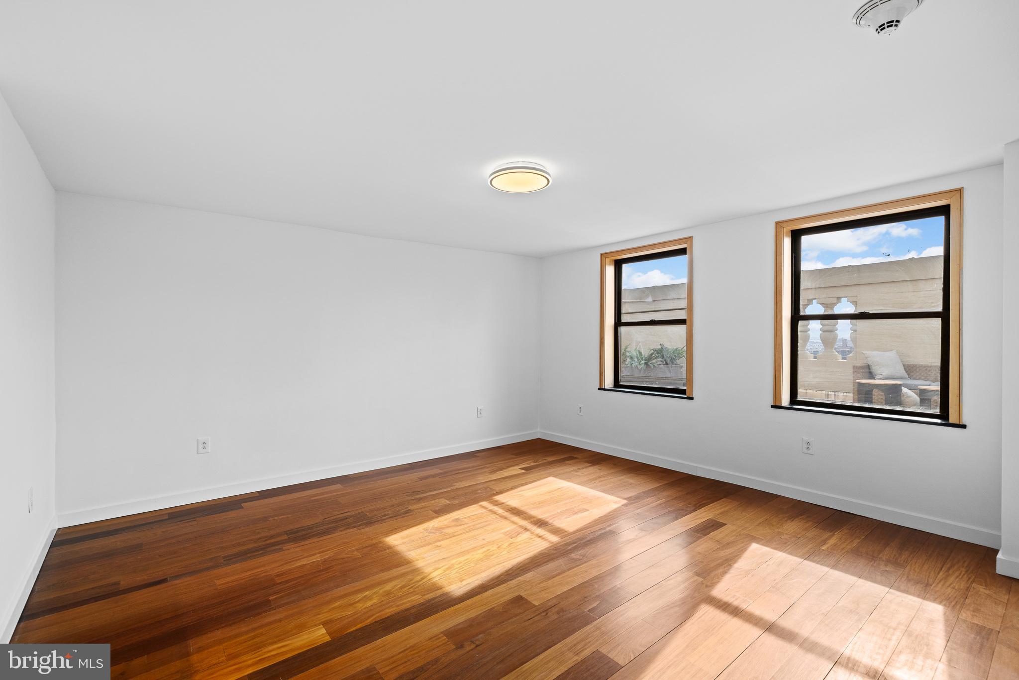 WASHINGTON SQ WEST - Residential