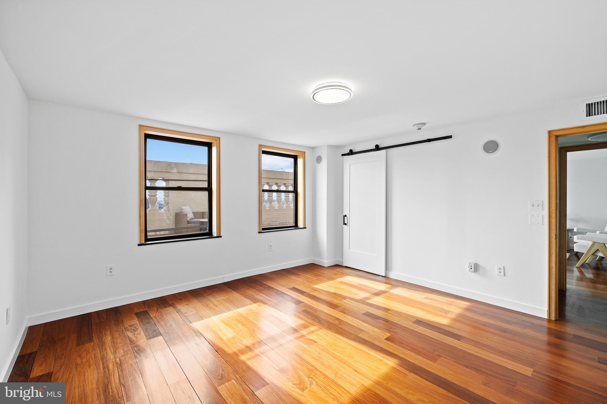 WASHINGTON SQ WEST - Residential