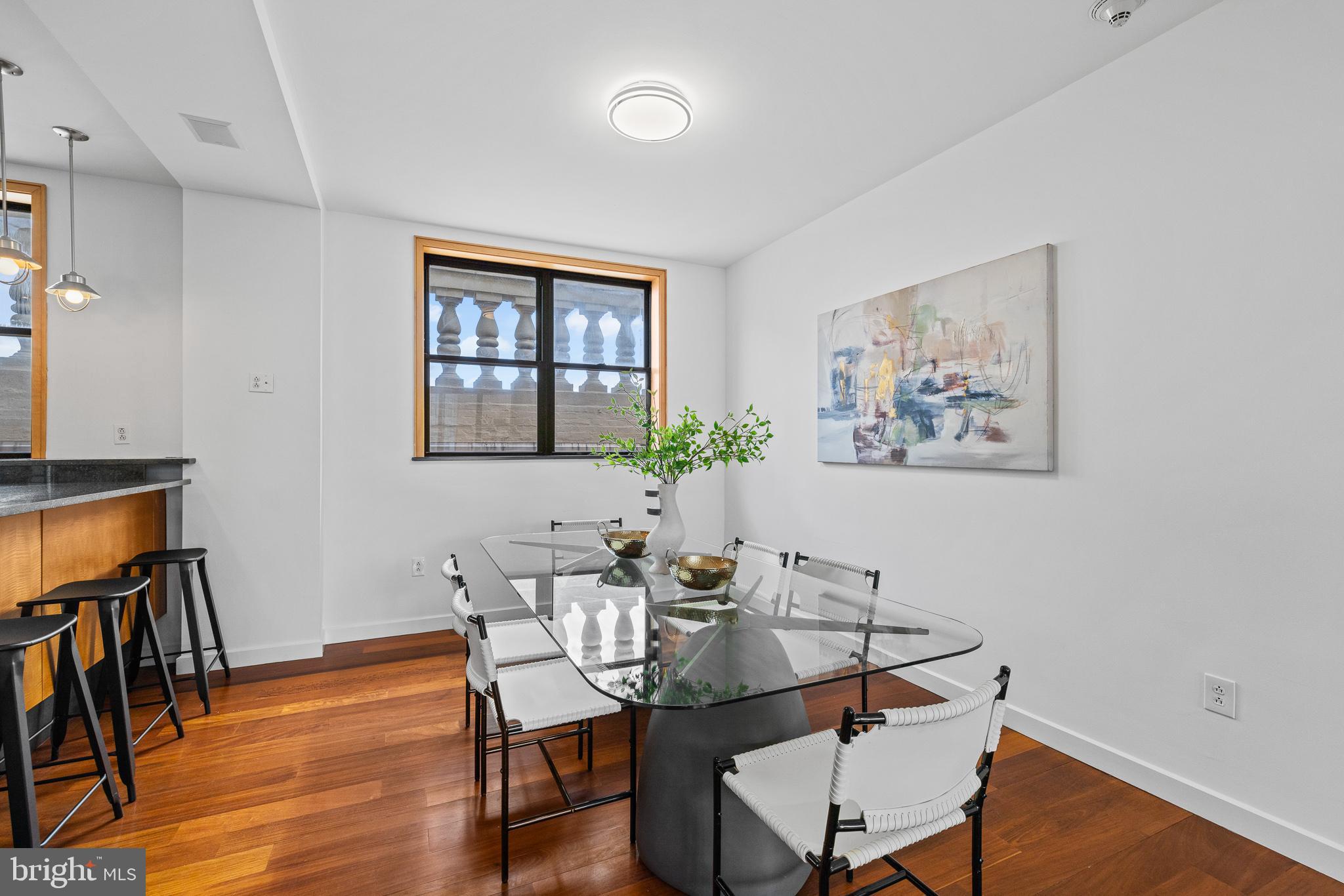 WASHINGTON SQ WEST - Residential
