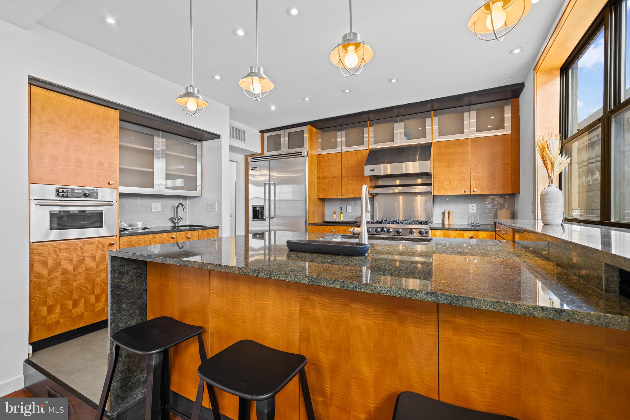 WASHINGTON SQ WEST - Residential