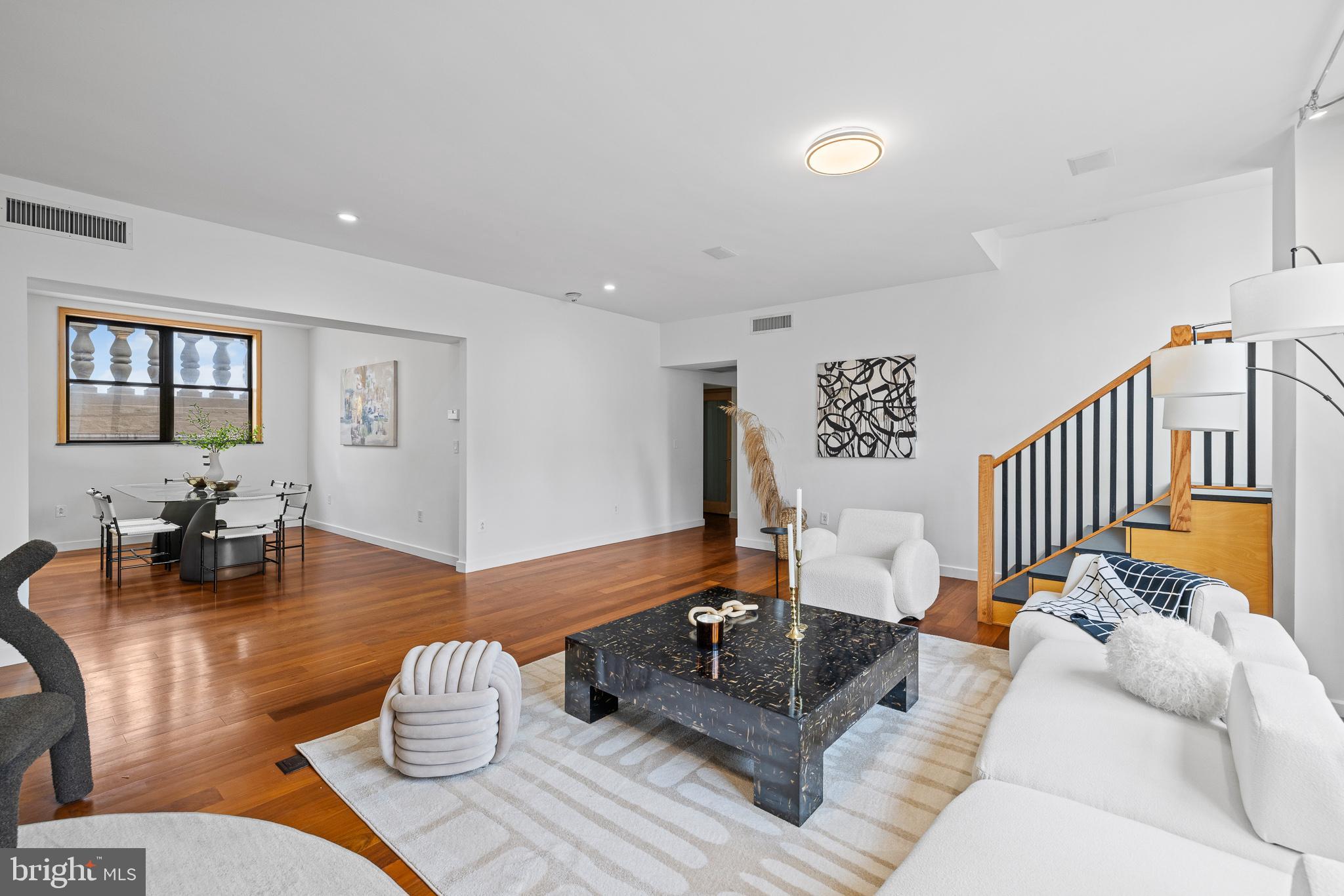 WASHINGTON SQ WEST - Residential