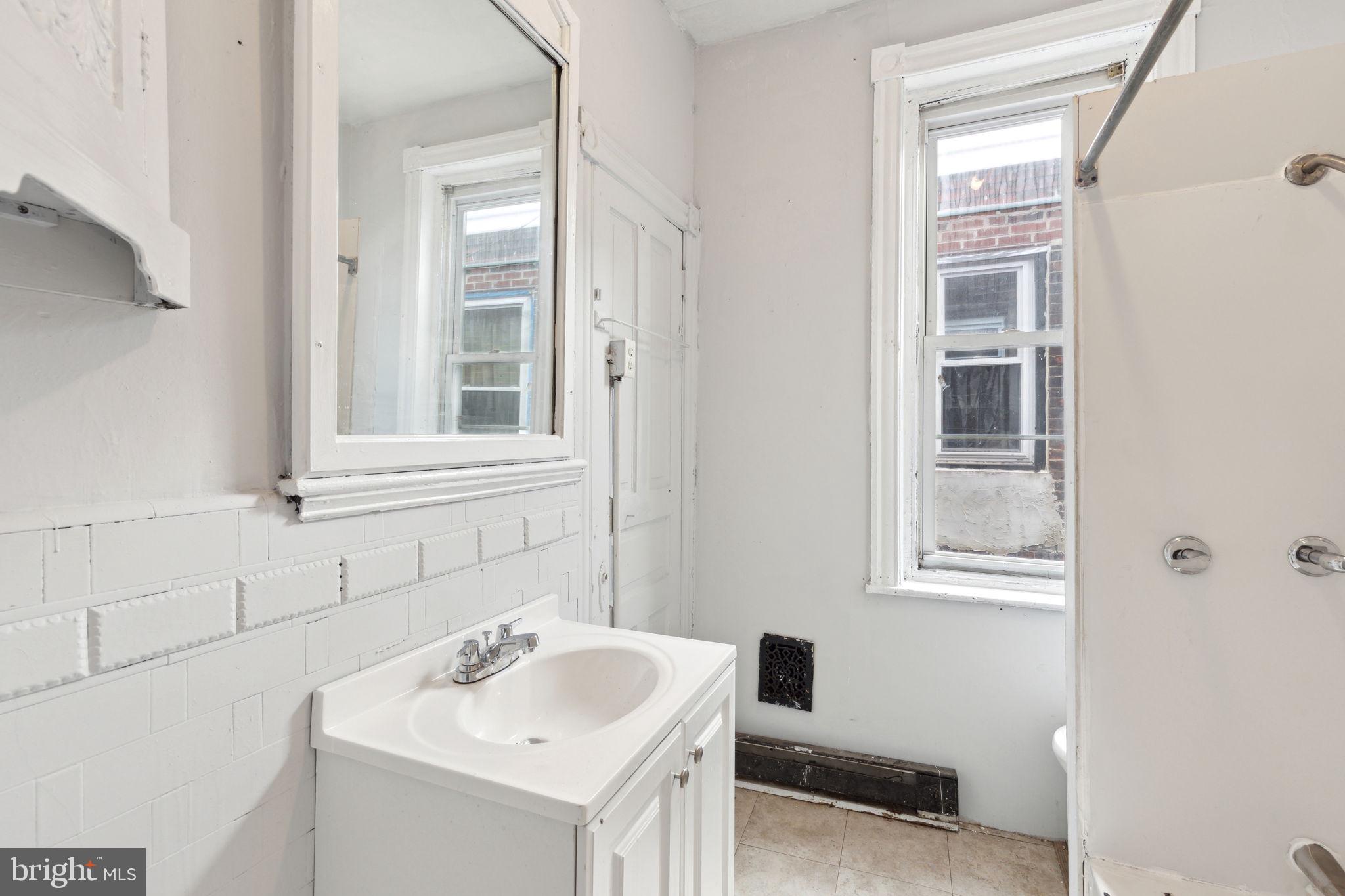 HUNTING PARK - Residential Income