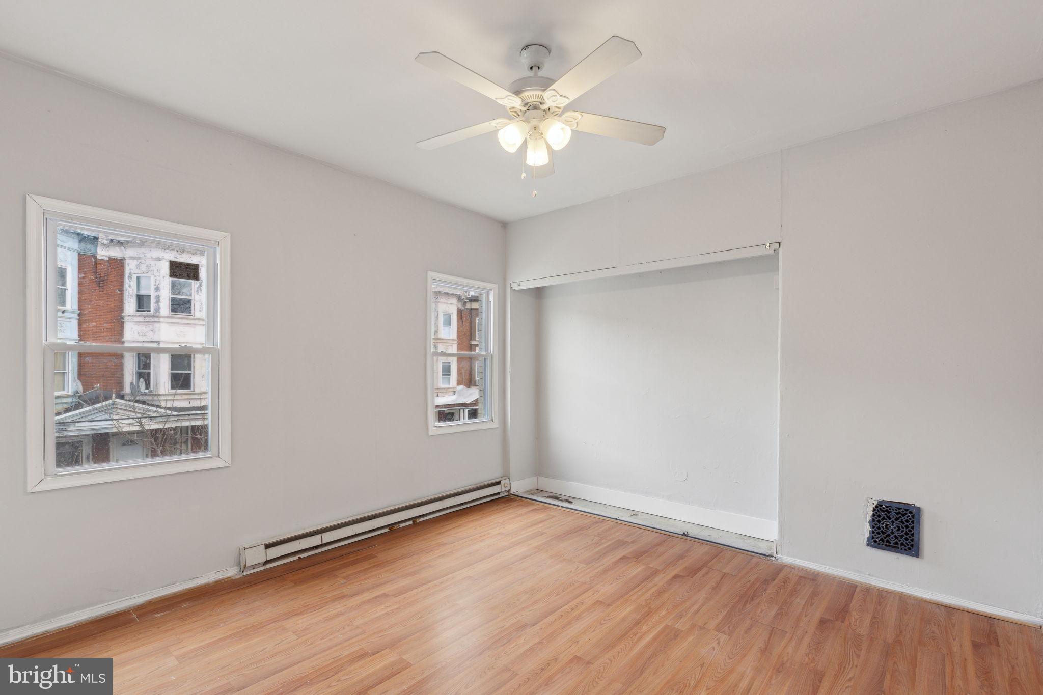HUNTING PARK - Residential Income