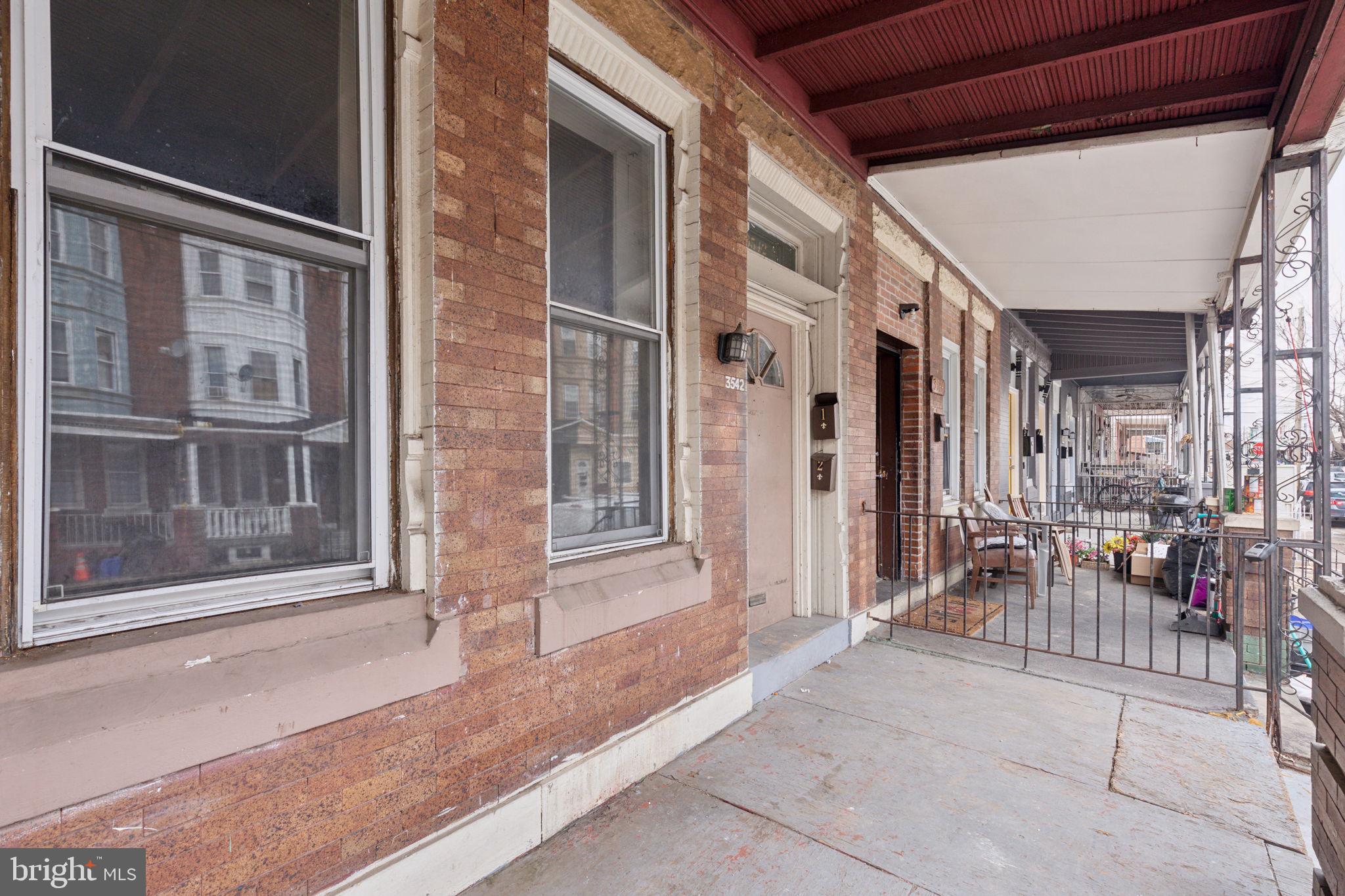 HUNTING PARK - Residential Income