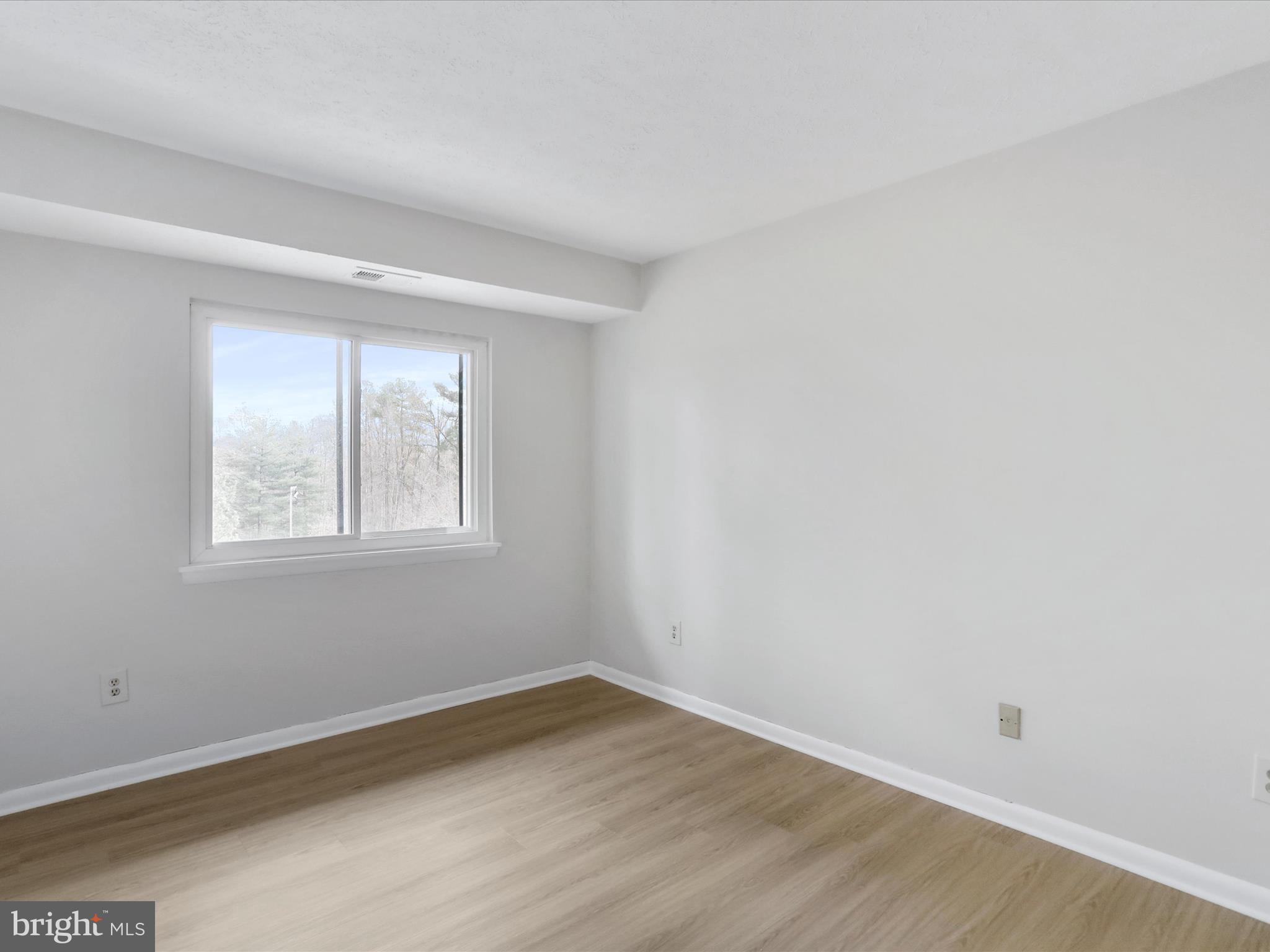 MAGNOLIA WOODS - Residential