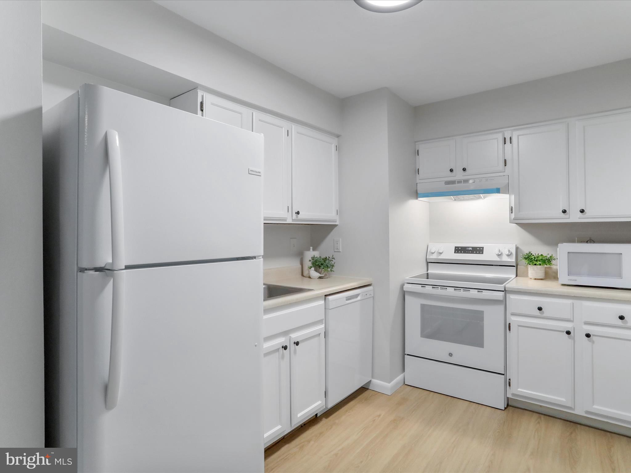 MAGNOLIA WOODS - Residential
