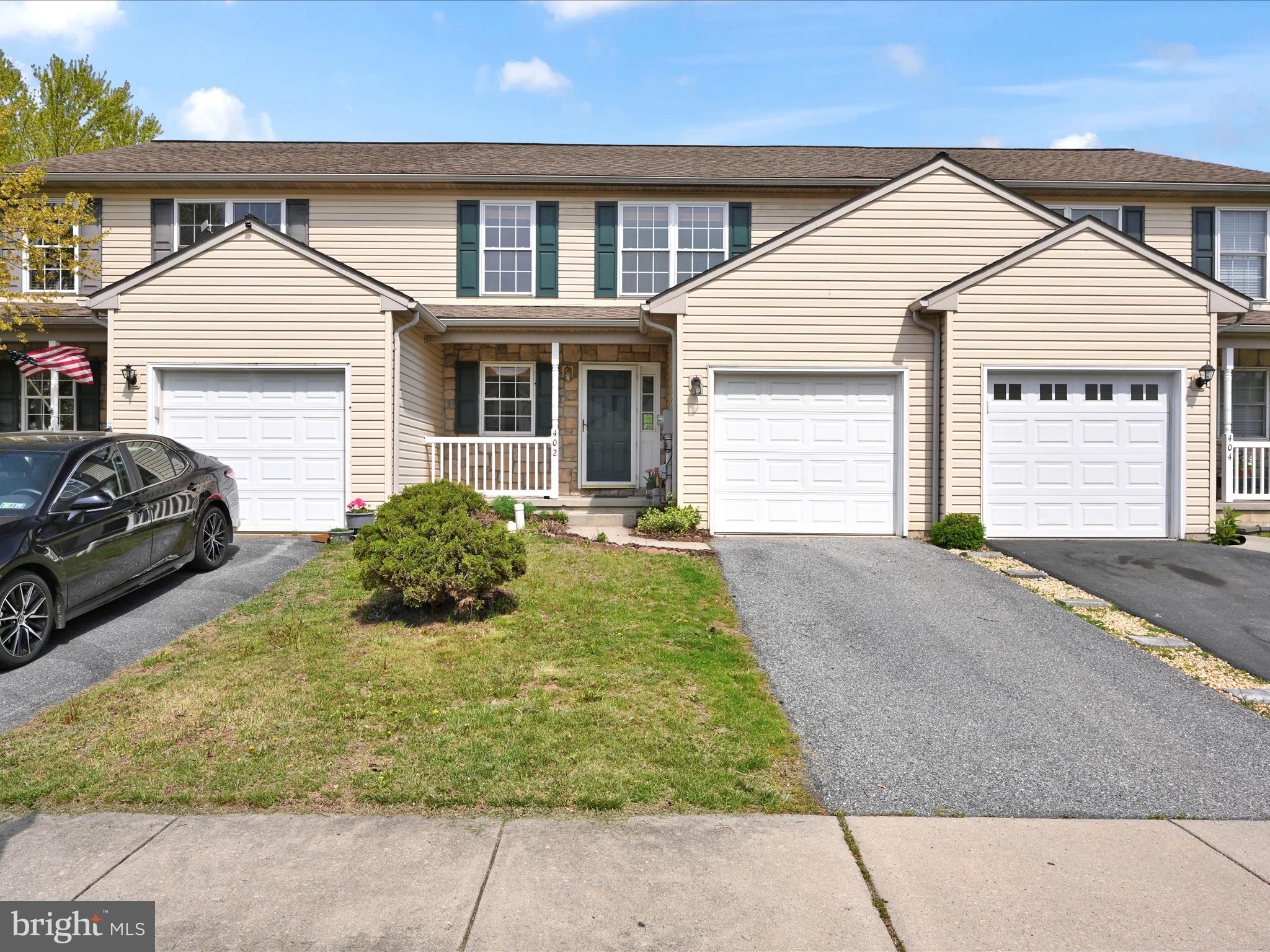 STERLING PLACE - Residential