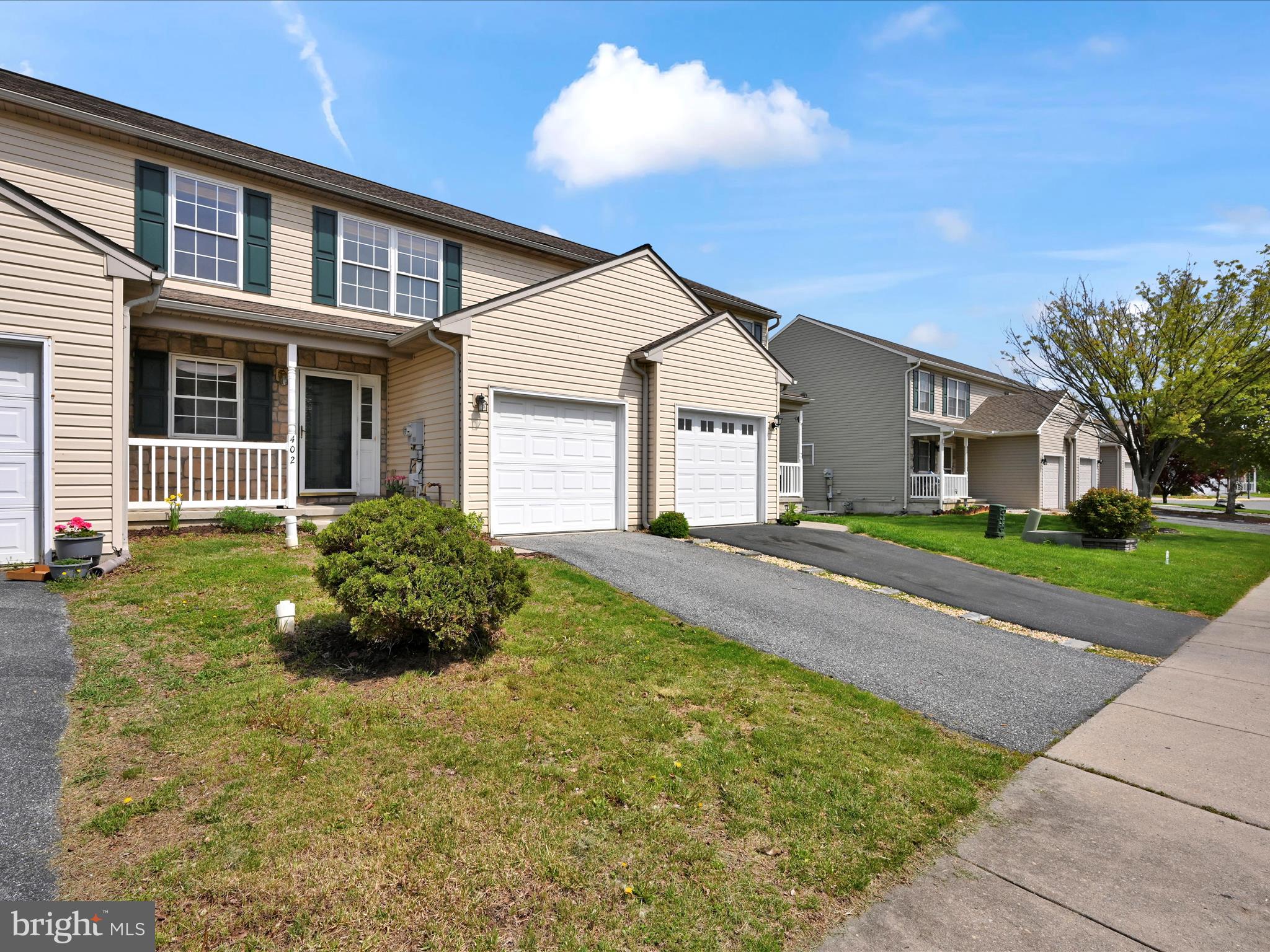 STERLING PLACE - Residential
