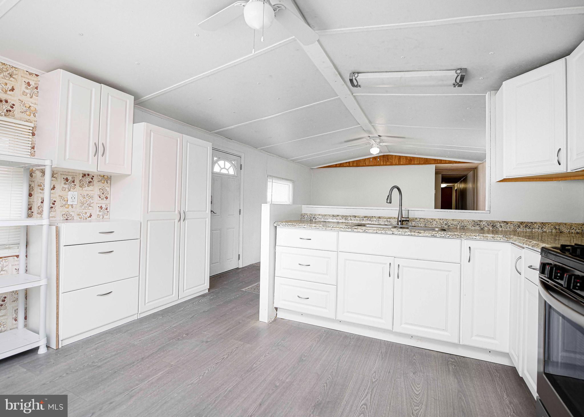HARFORD MOBILE VILLAGE - Residential