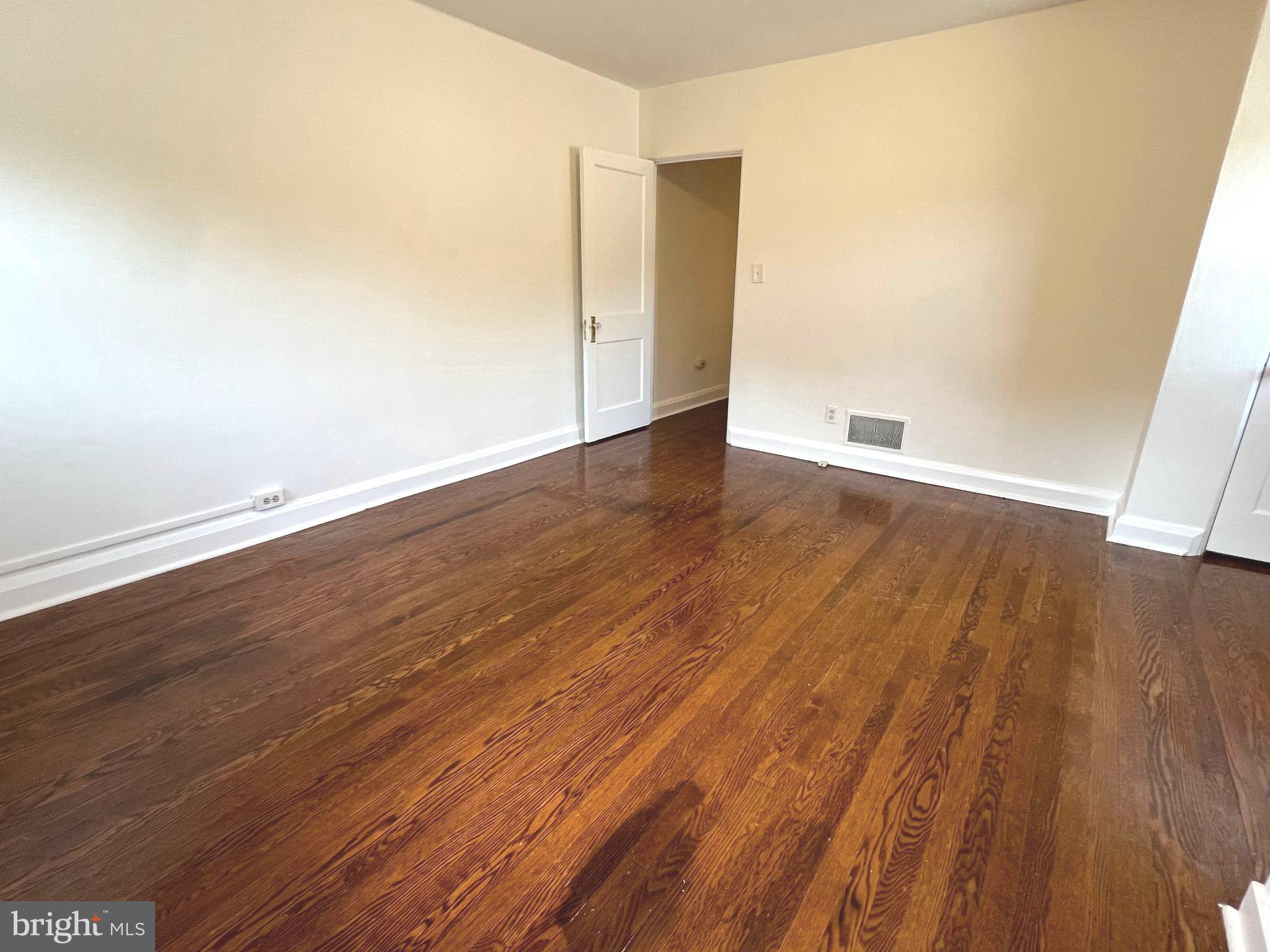 RIDGELEIGH - Residential